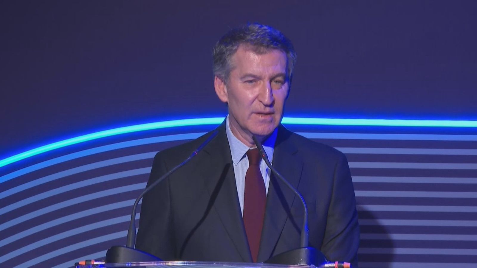 Feijóo exige que Sánchez informe en el Congreso sobre Ucrania y sobre el aumento del gasto en Defensa