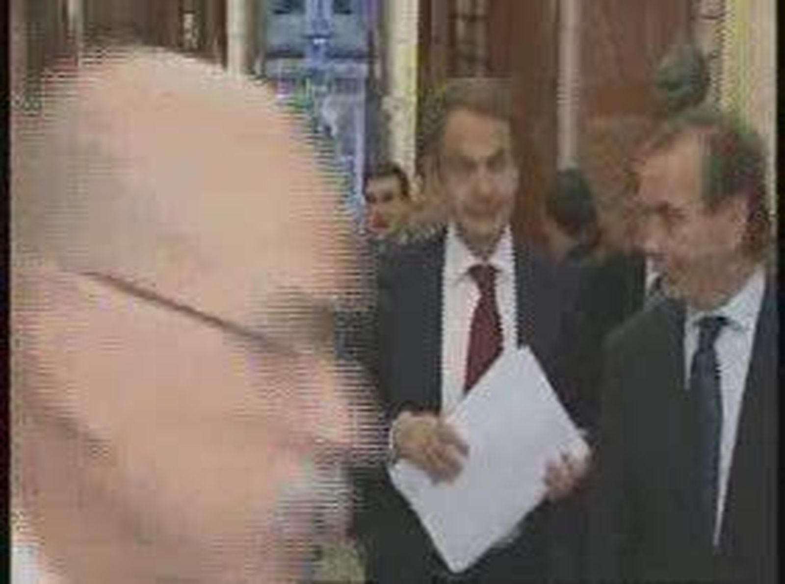 Zapatero pedirá una autorización de "semanas"  para la participación en las operaciones en Libia