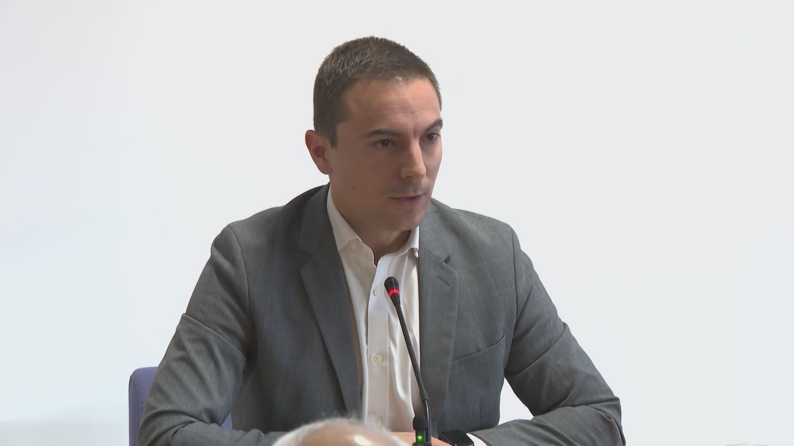 Juan Lobato dimite como secretario general del PSOE de Madrid