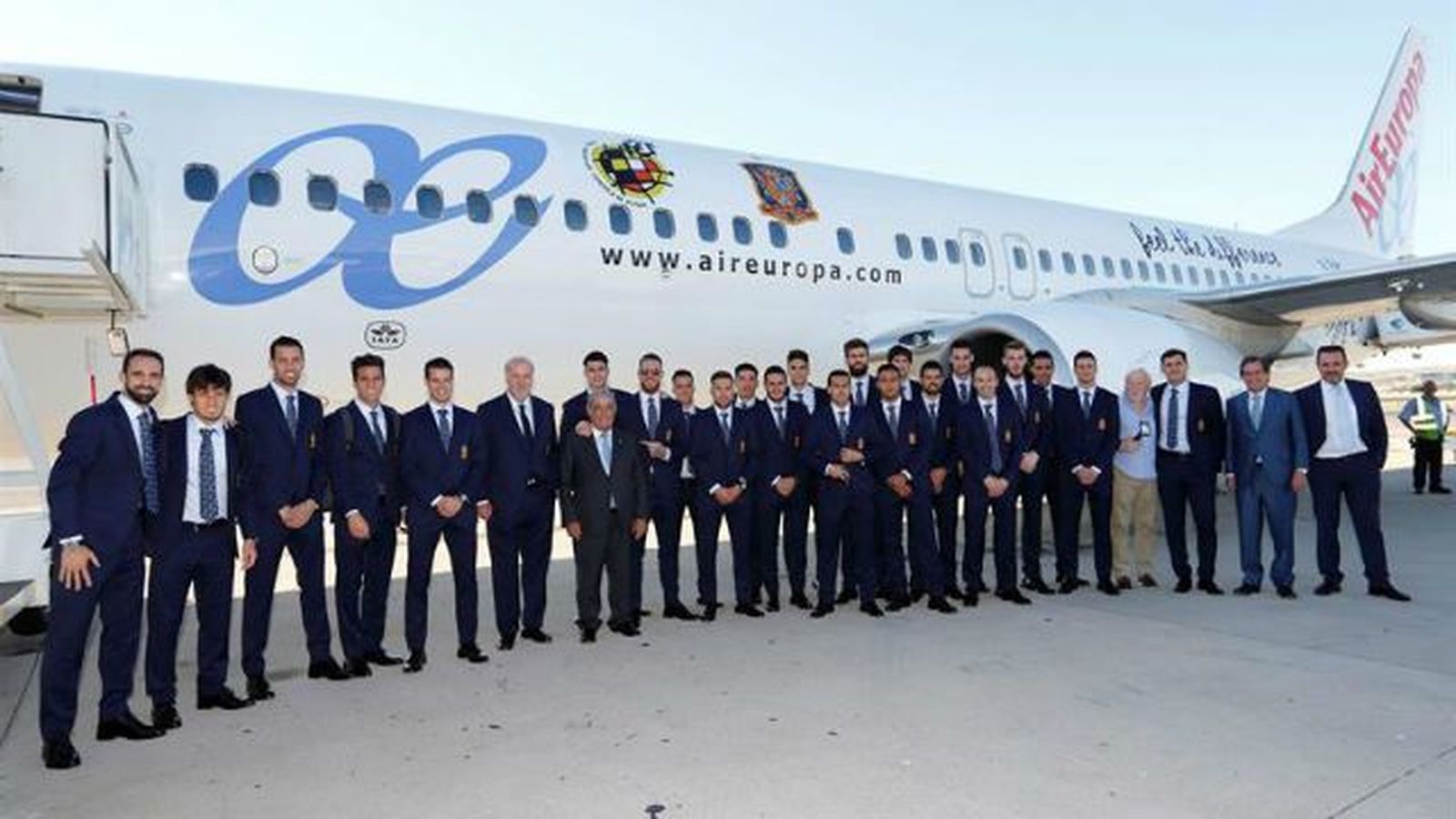 España llega a Francia entre las dudas, la ambición y las medidas seguridad