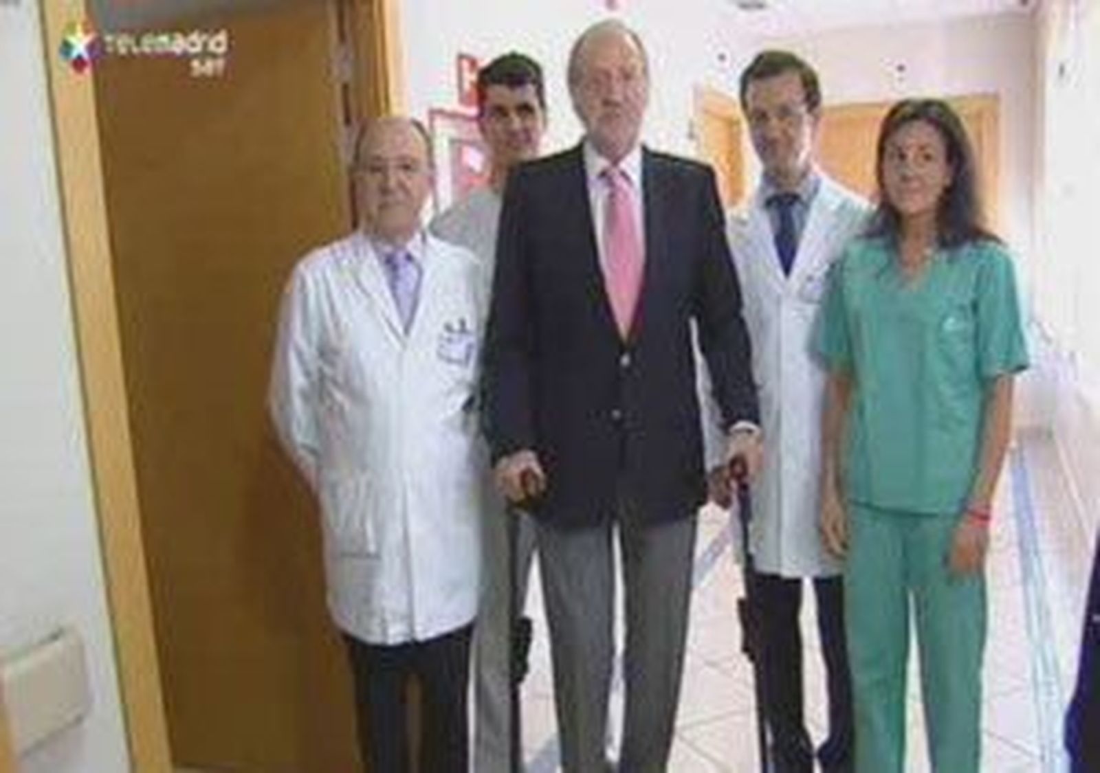 El Rey, operado con éxito