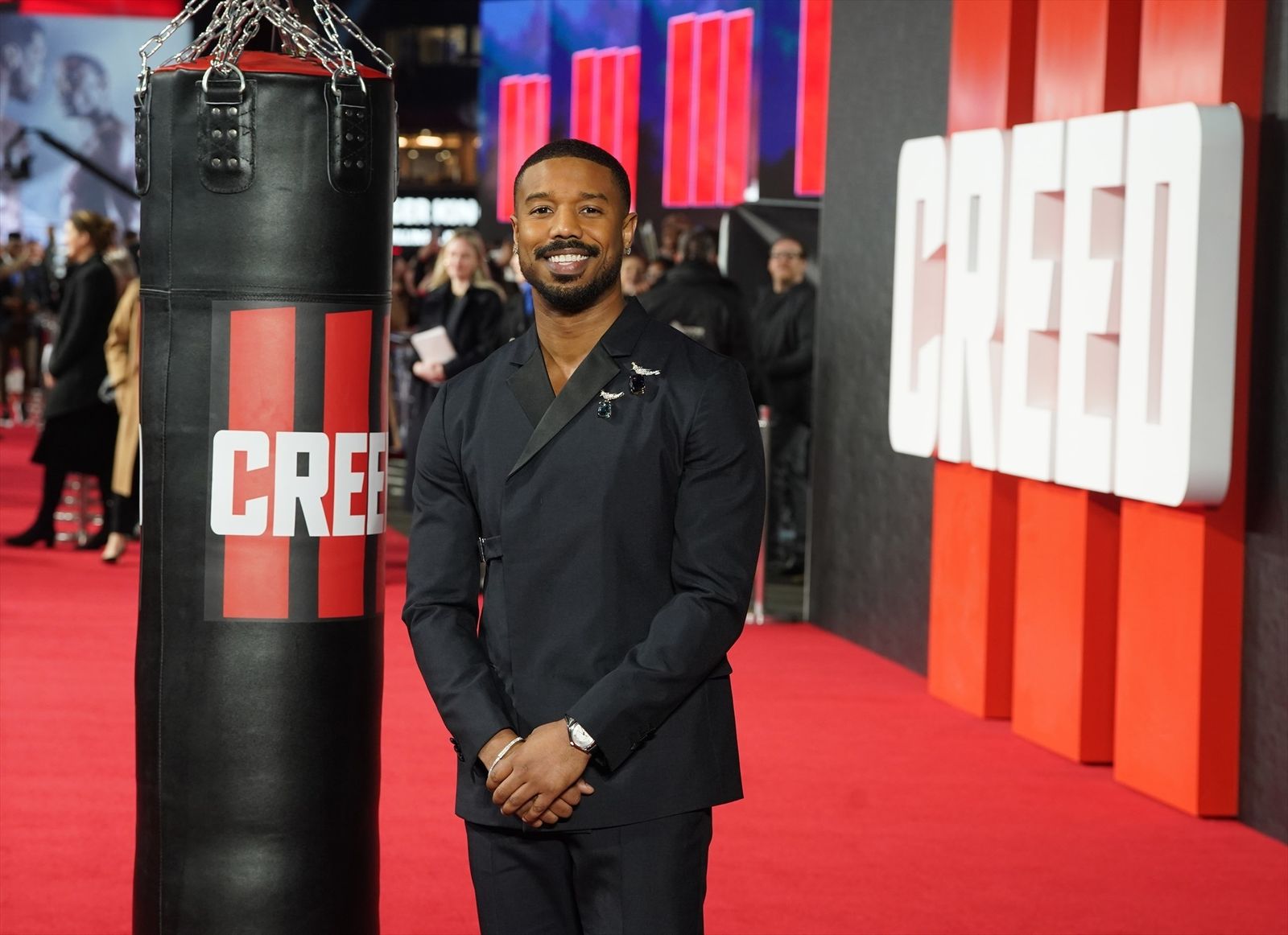 Michael B. Jordan asiste al estreno europeo de la película "Creed III" en Cineworld Leicester Square.