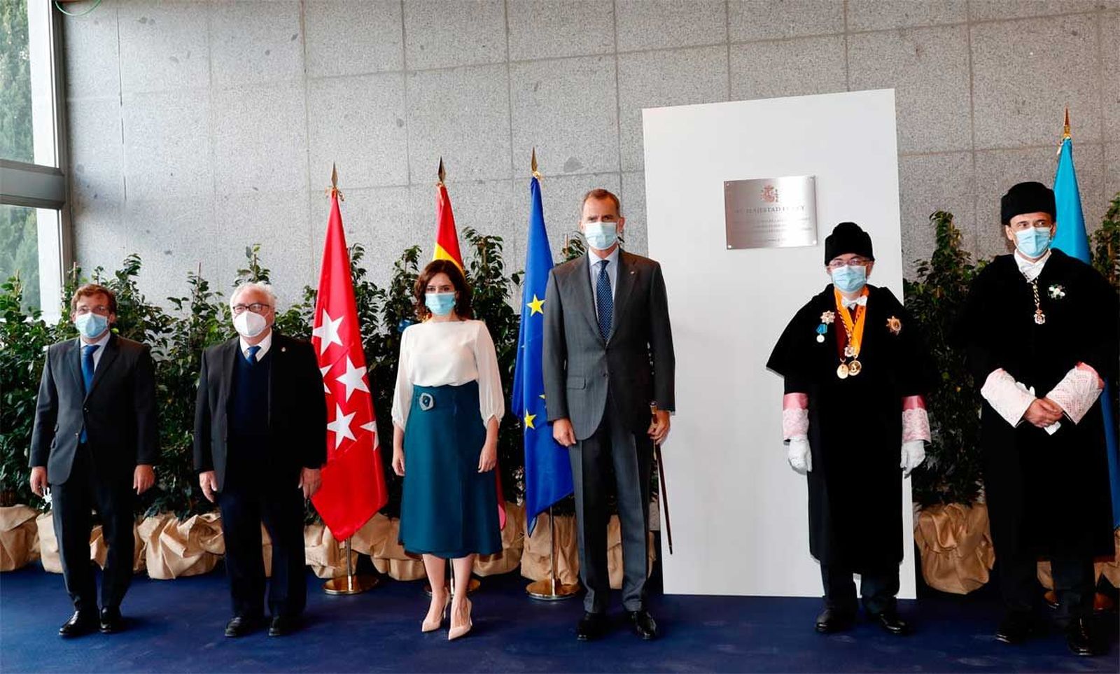 Felipe VI confía en que frente a la pandemia prevalezca "la ilusión y la esperanza"
