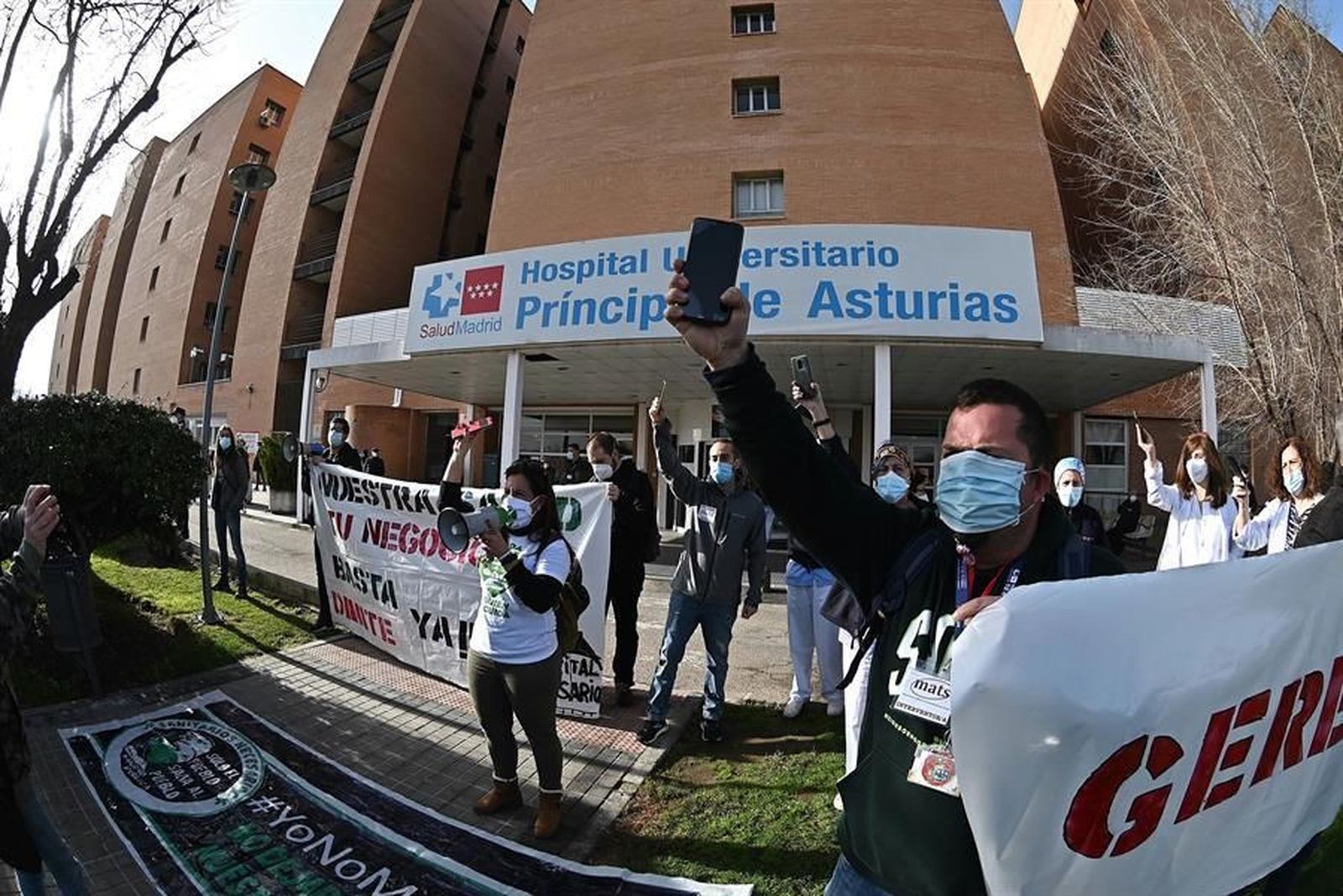 División en el gobierno madrileño sobre qué hacer con la gerente del Hospital Príncipe de Asturias
