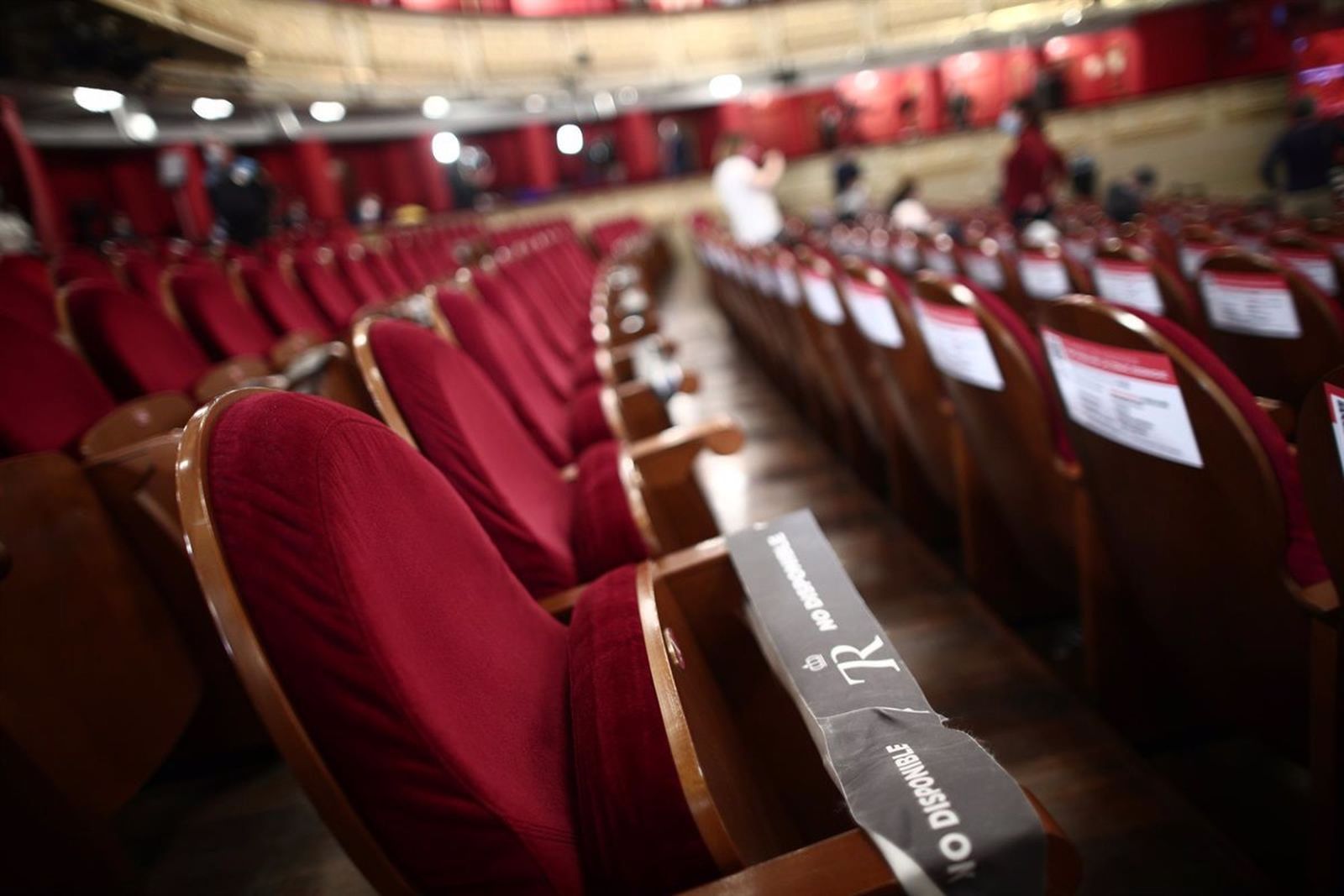 Larga vida al teatro, un arte libre que invita a reír y reflexionar