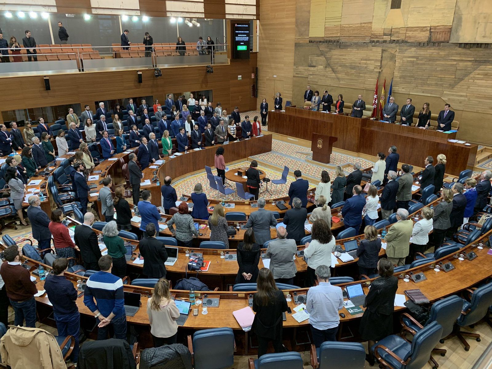 Cataluña, los presupuestos y la inmigración centran el pleno de control de la Asamblea de Madrid