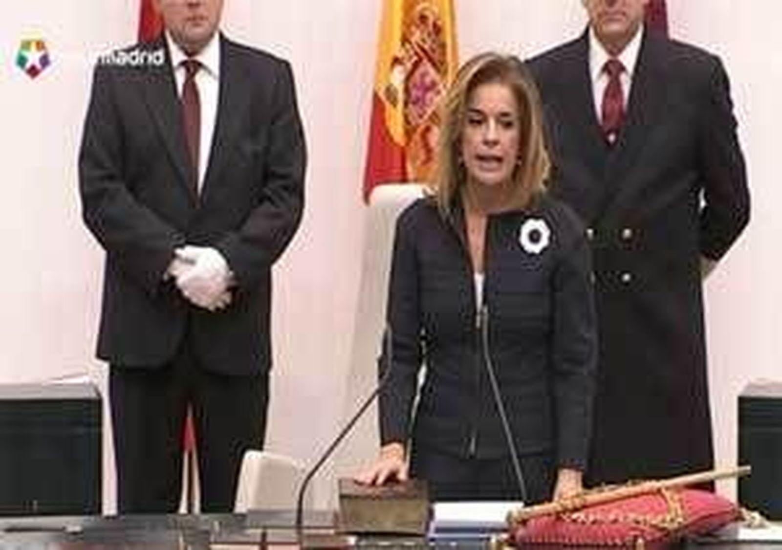 Casi mil días de contratiempos para la primera alcaldesa de Madrid