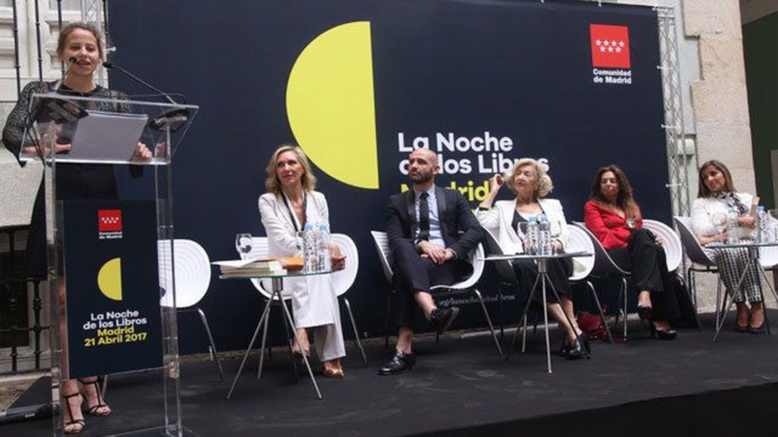 La Noche de los Libros se celebra este viernes con 600 actos y 500 autores