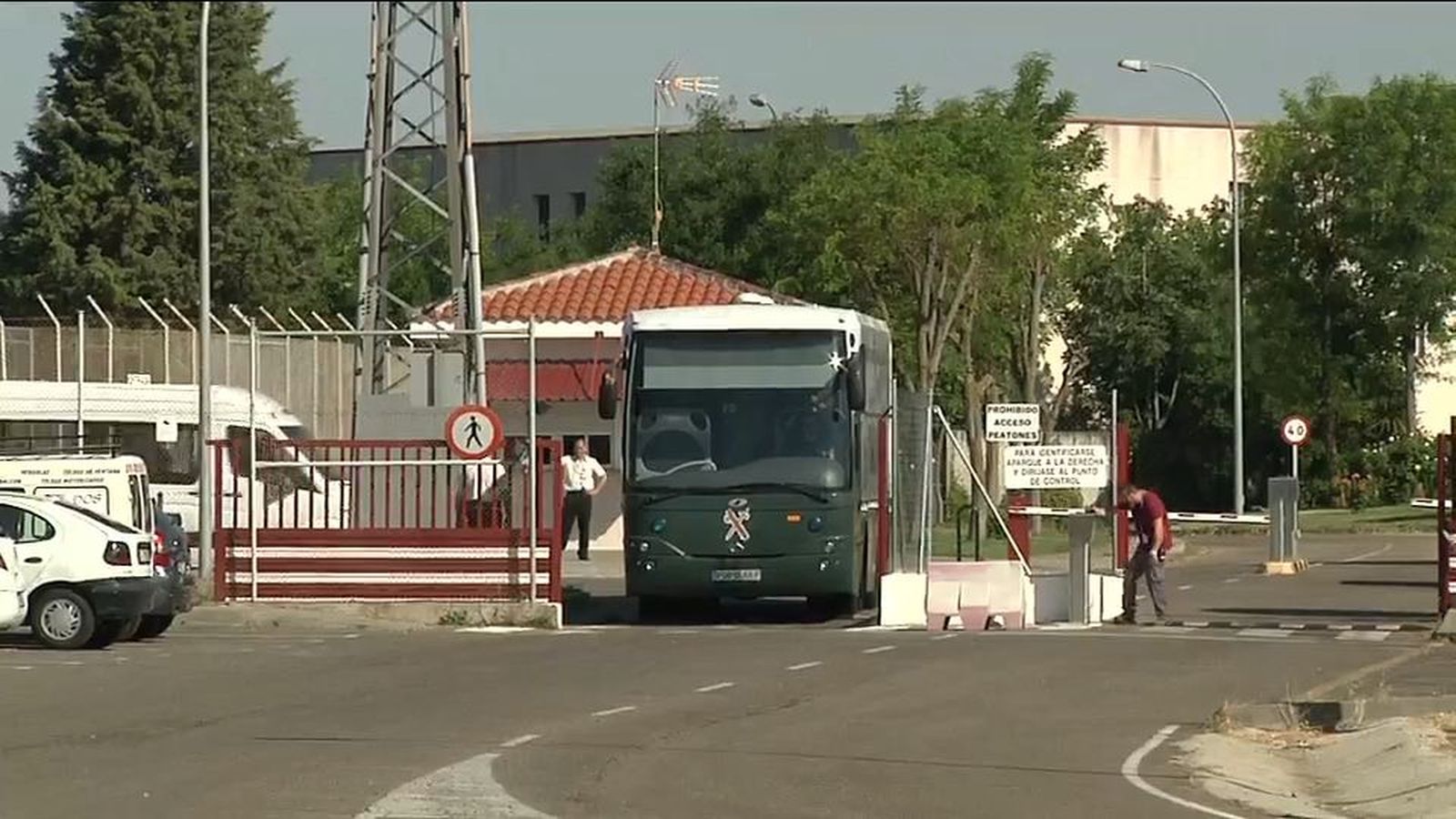 El gobierno vasco asume la política penitenciaria con críticas de las víctimas al acercamiento de etarras
