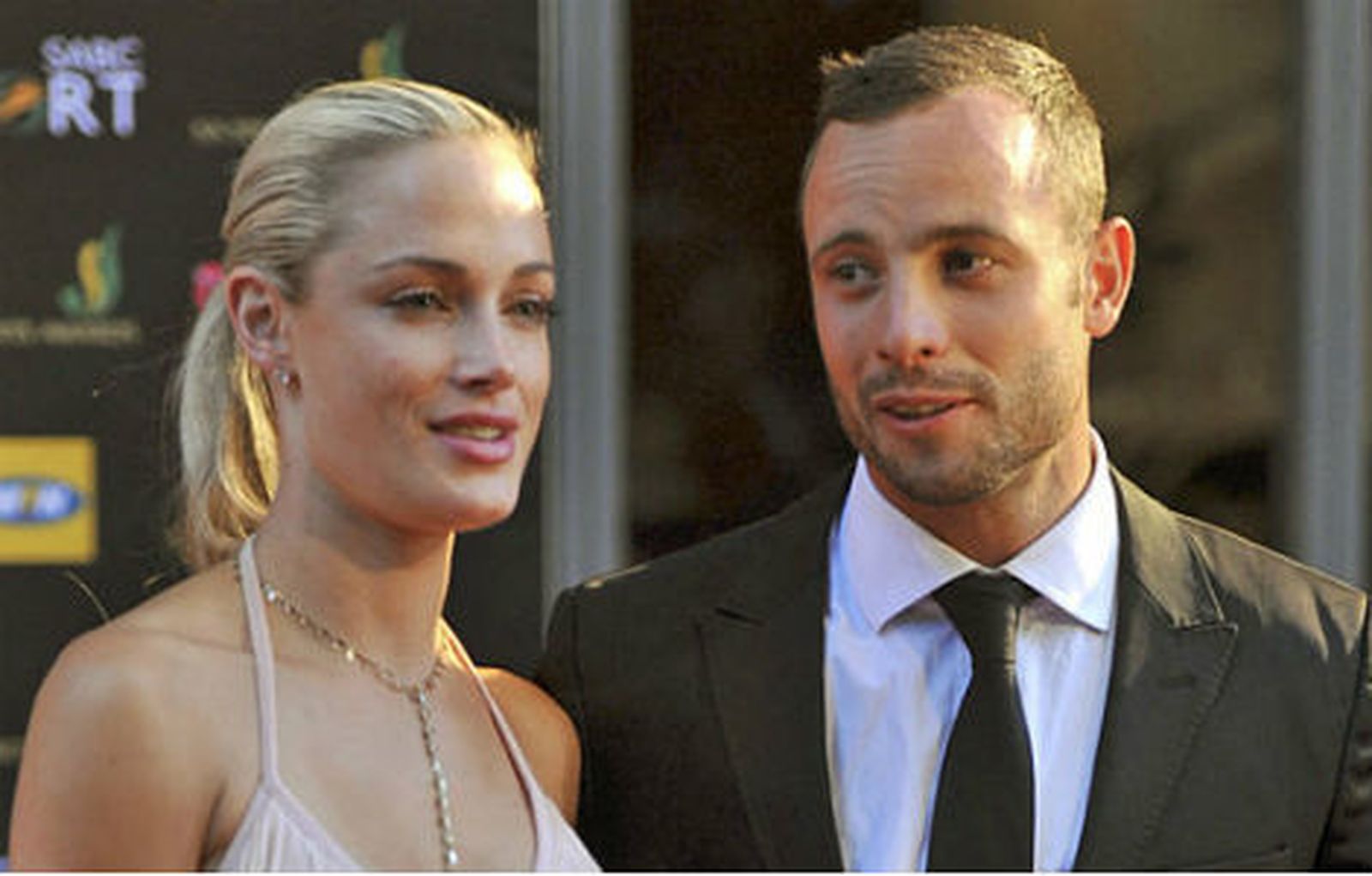 pistorius-reevaCARRUSEL470.jpg