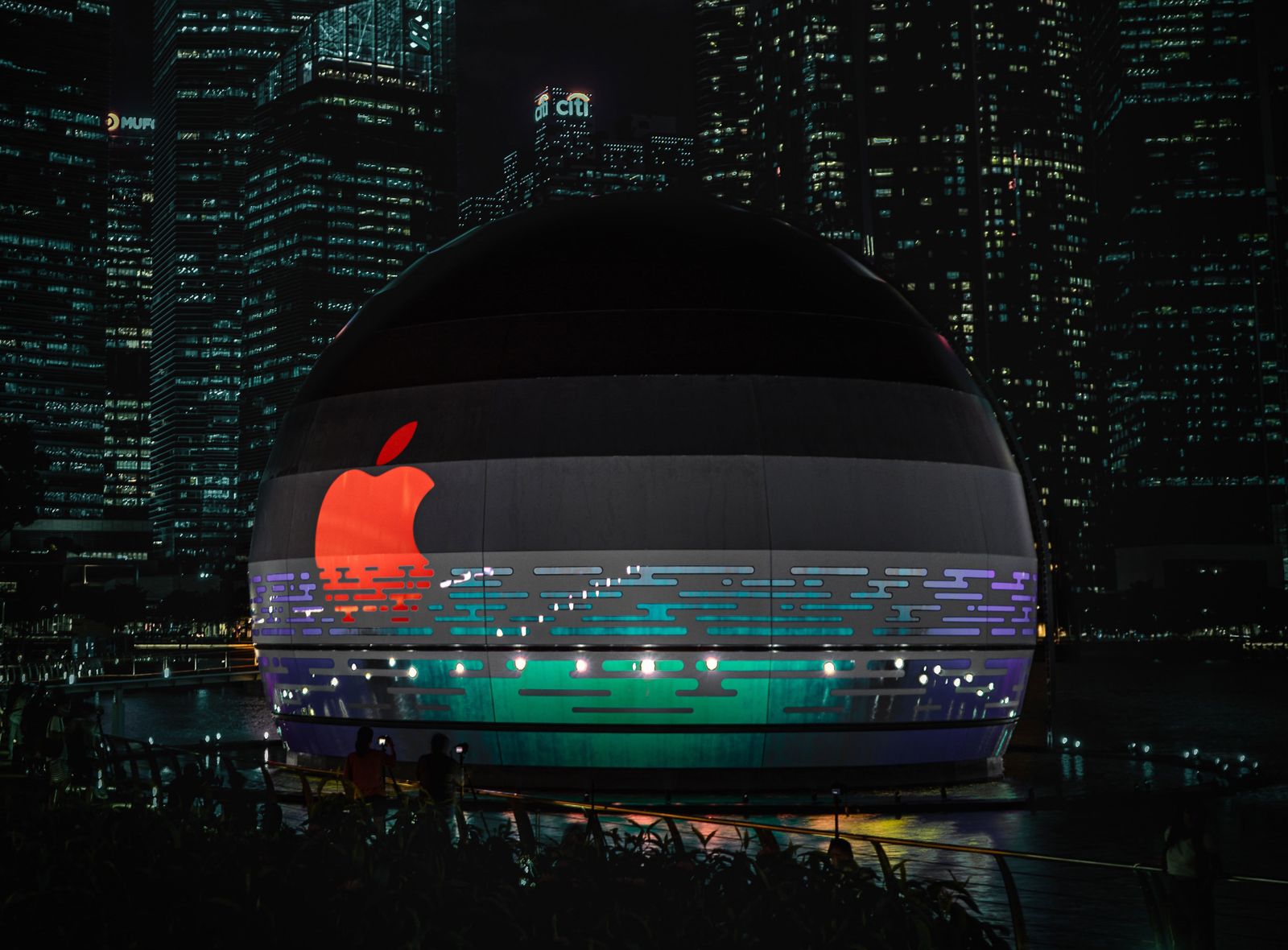 Apple está probando también un chatbot al que algunos ingenieros llaman 'Apple GPT'