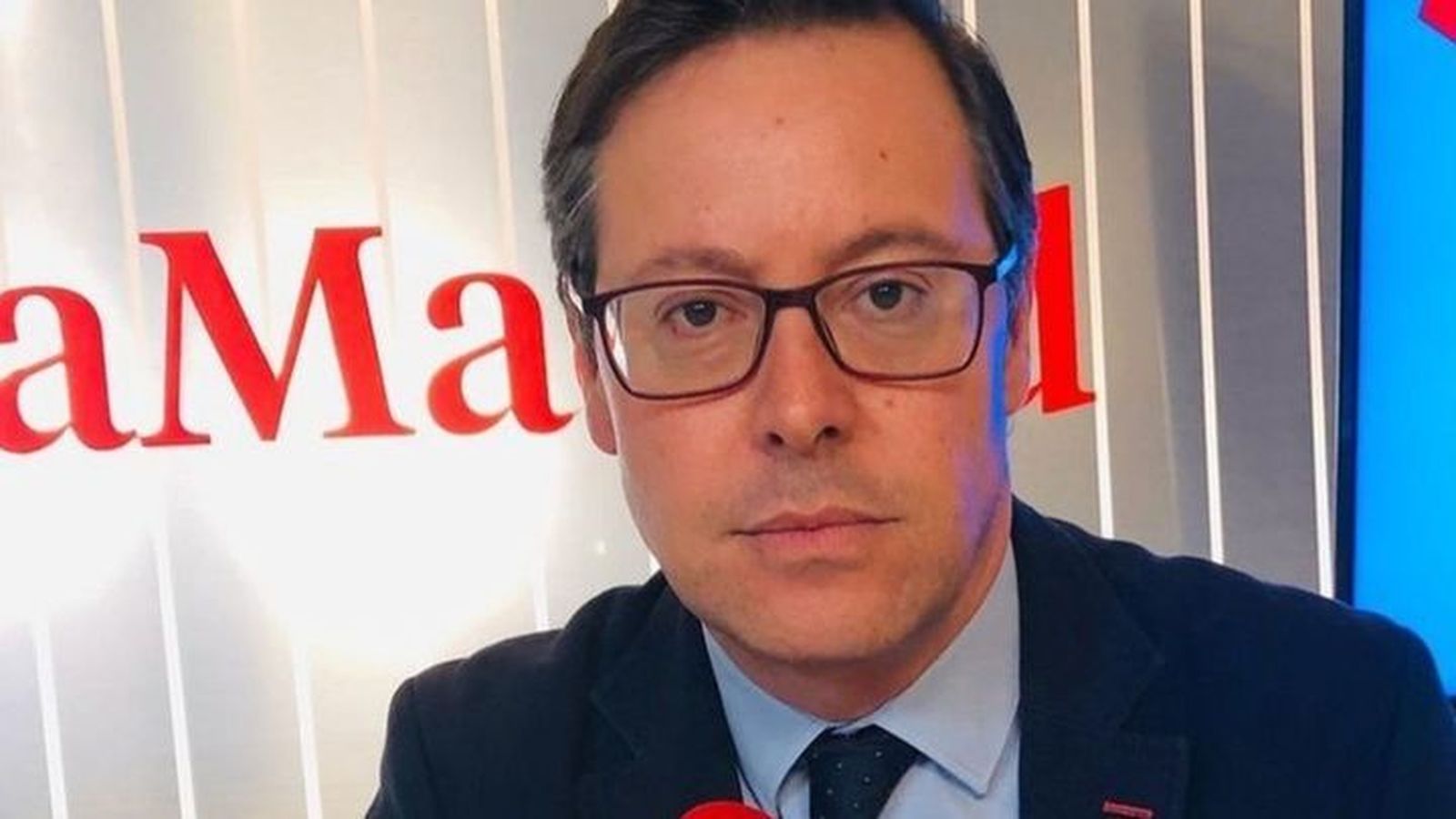 Alfonso Serrano, en una entrevista en los estudios de Onda Madrid
