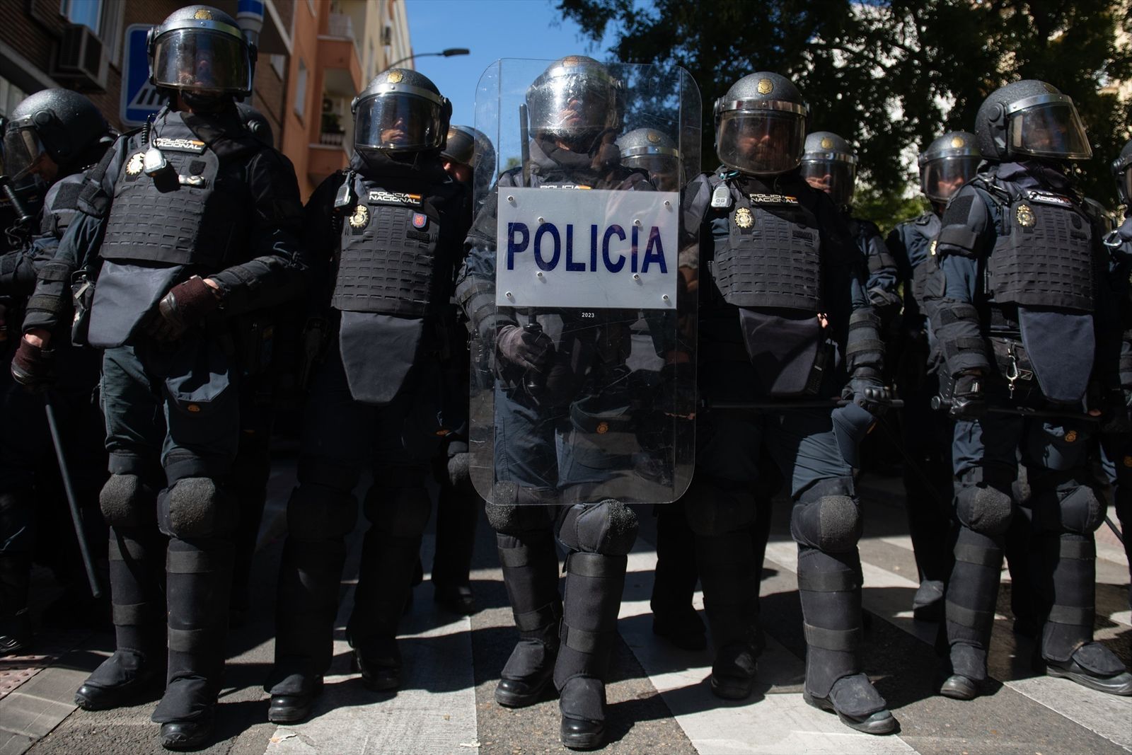 Agentes de la Policía Nacional hacen un cordón policial, a 23 de septiembre de 2026, en Madrid (España)