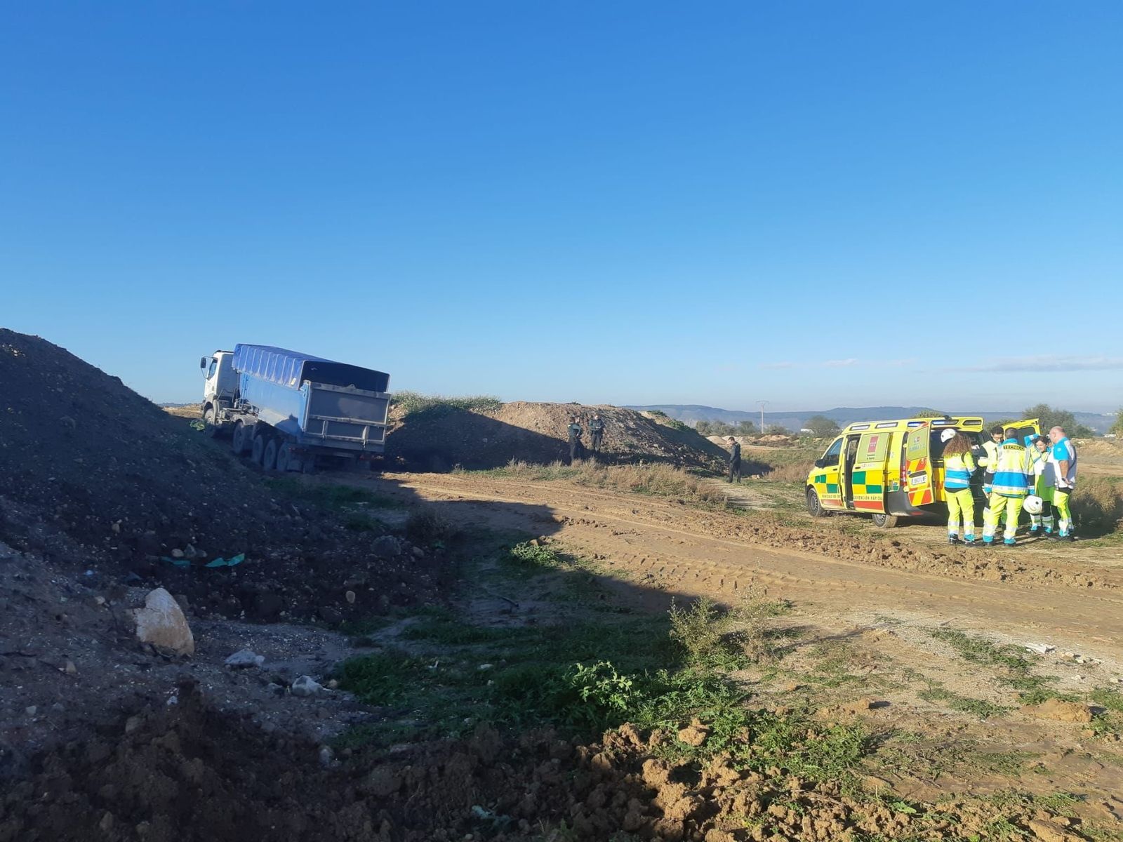 Muere un trabajador de 63 años tras ser aplastado por una pala excavadora en Velilla