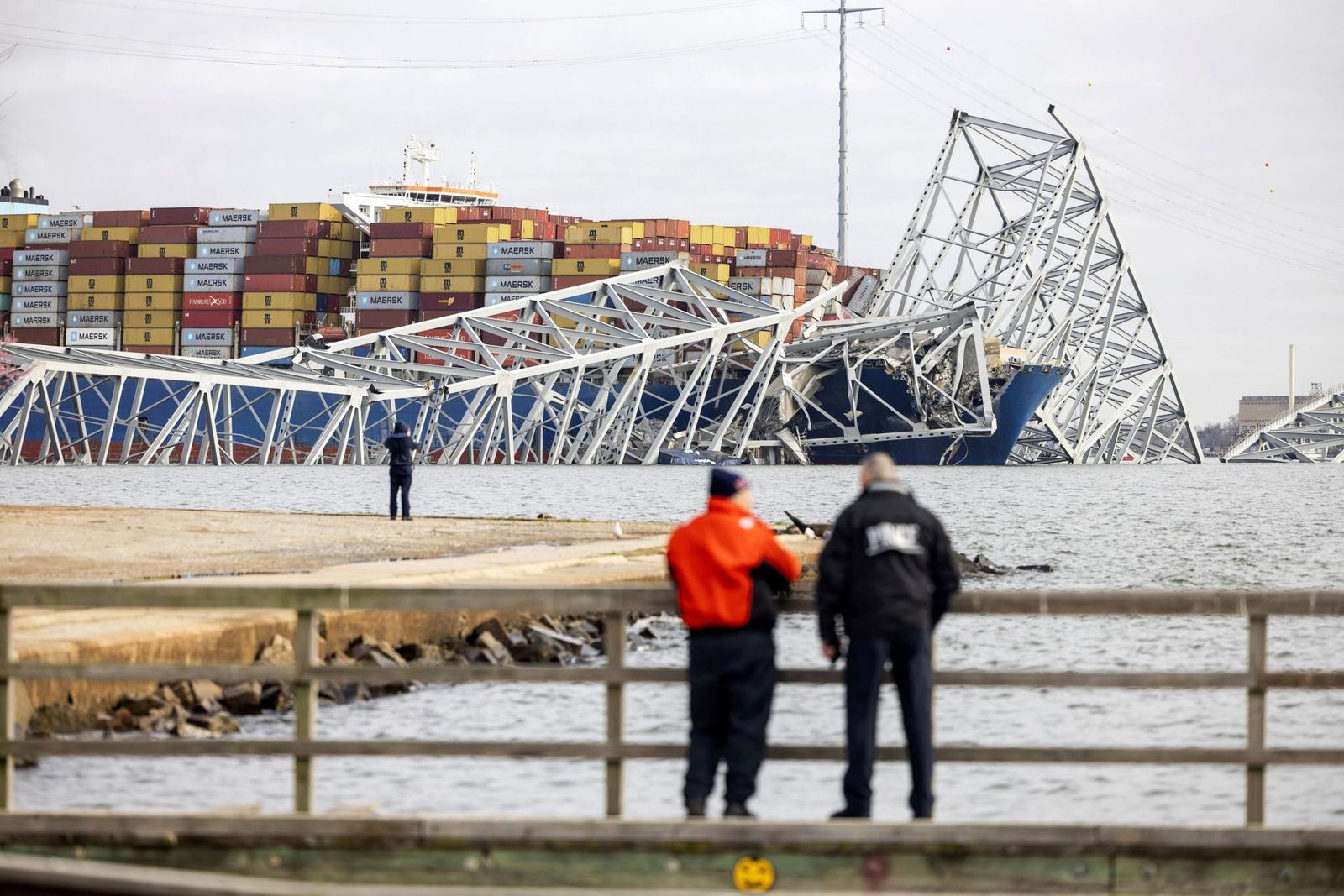 El carguero 'Dali' provoca el colapso del puente Scott Key en Baltimore