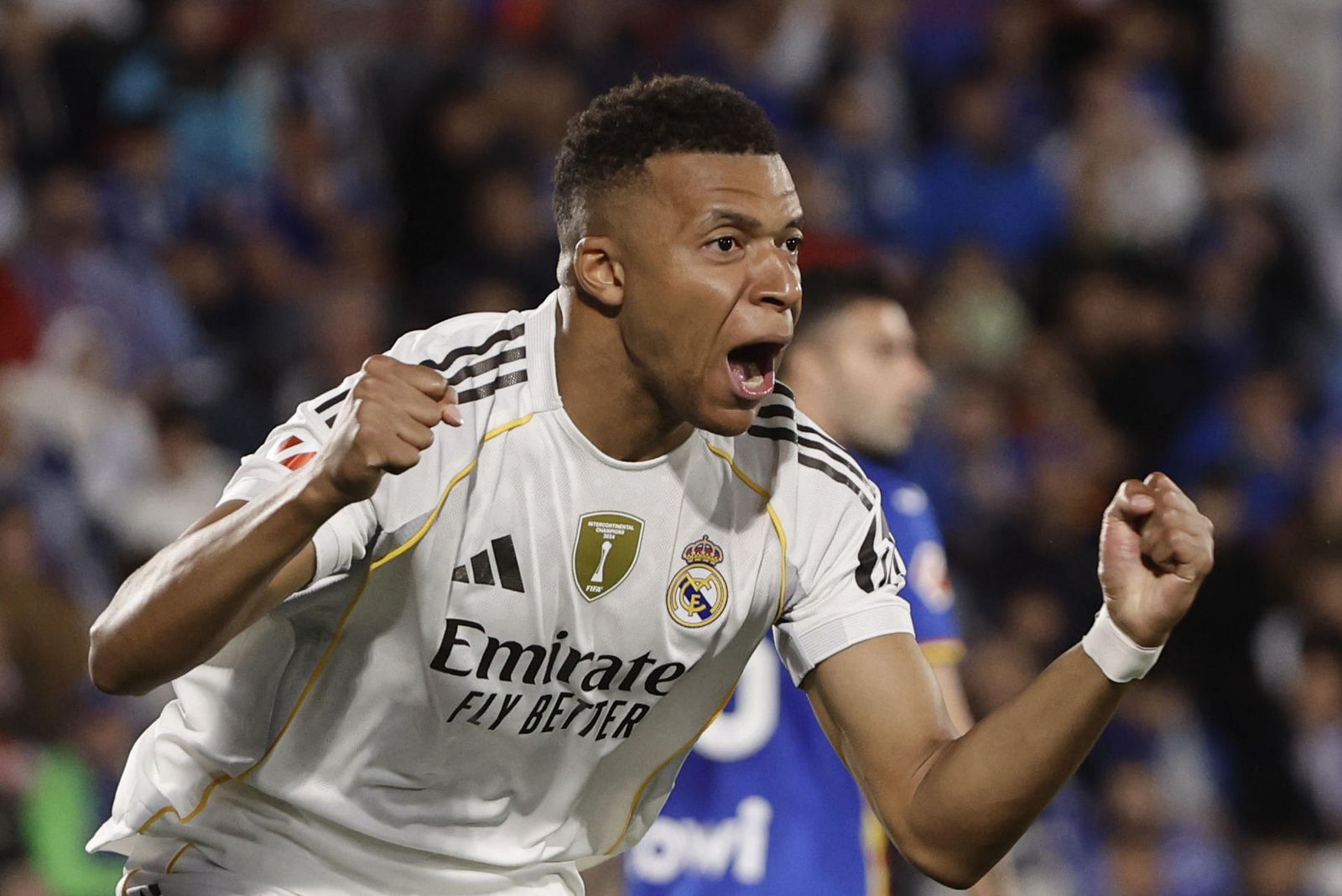 Mbappé desatasca al Real Madrid con el Getafe con diez