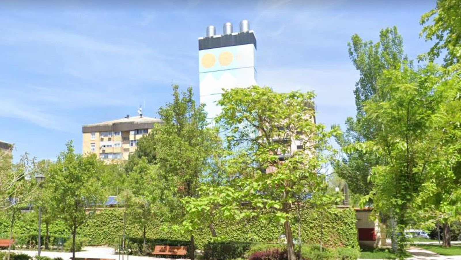 Aspecto exterior de la central térmica de la Meseta de Orcasitas