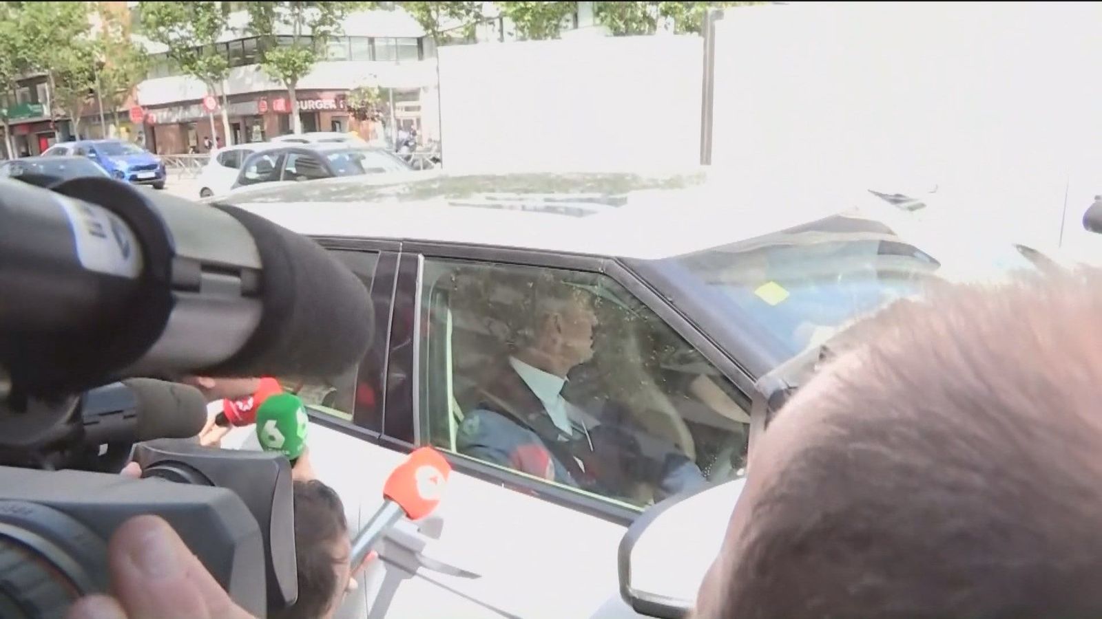 El primo de Almeida niega al juez que tratase con el alcalde la oferta de las mascarillas