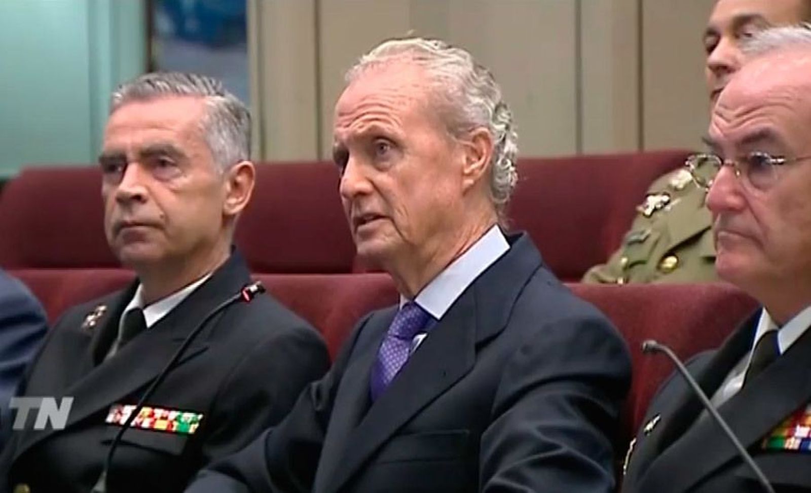Morenés: "Merece la pena estar orgulloso de ser español"