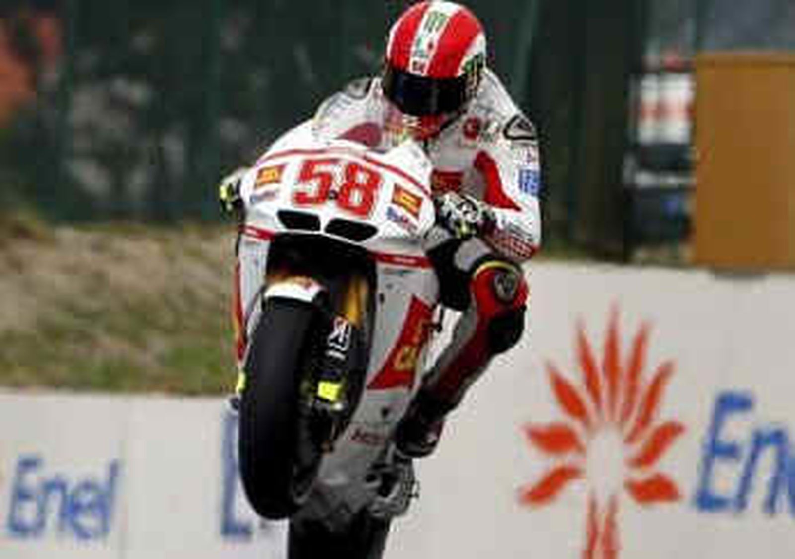 Simoncelli volvió imponer sus ganas en la pista