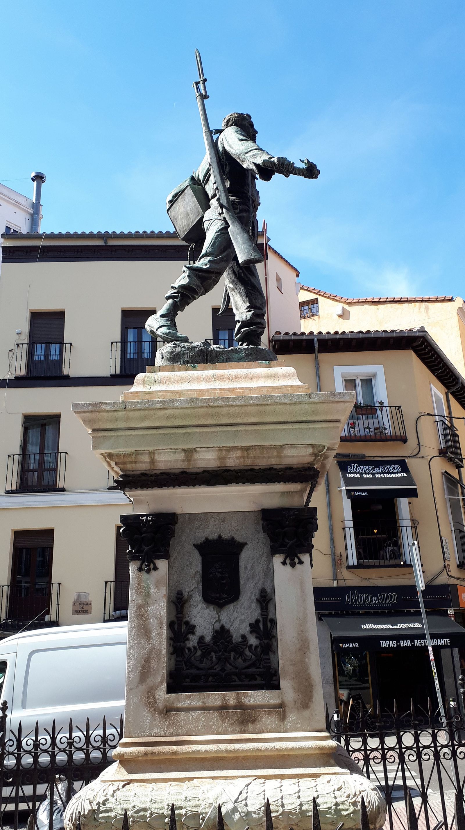 Estatua de Eloy Gonzalo, el héroe de Cascorro