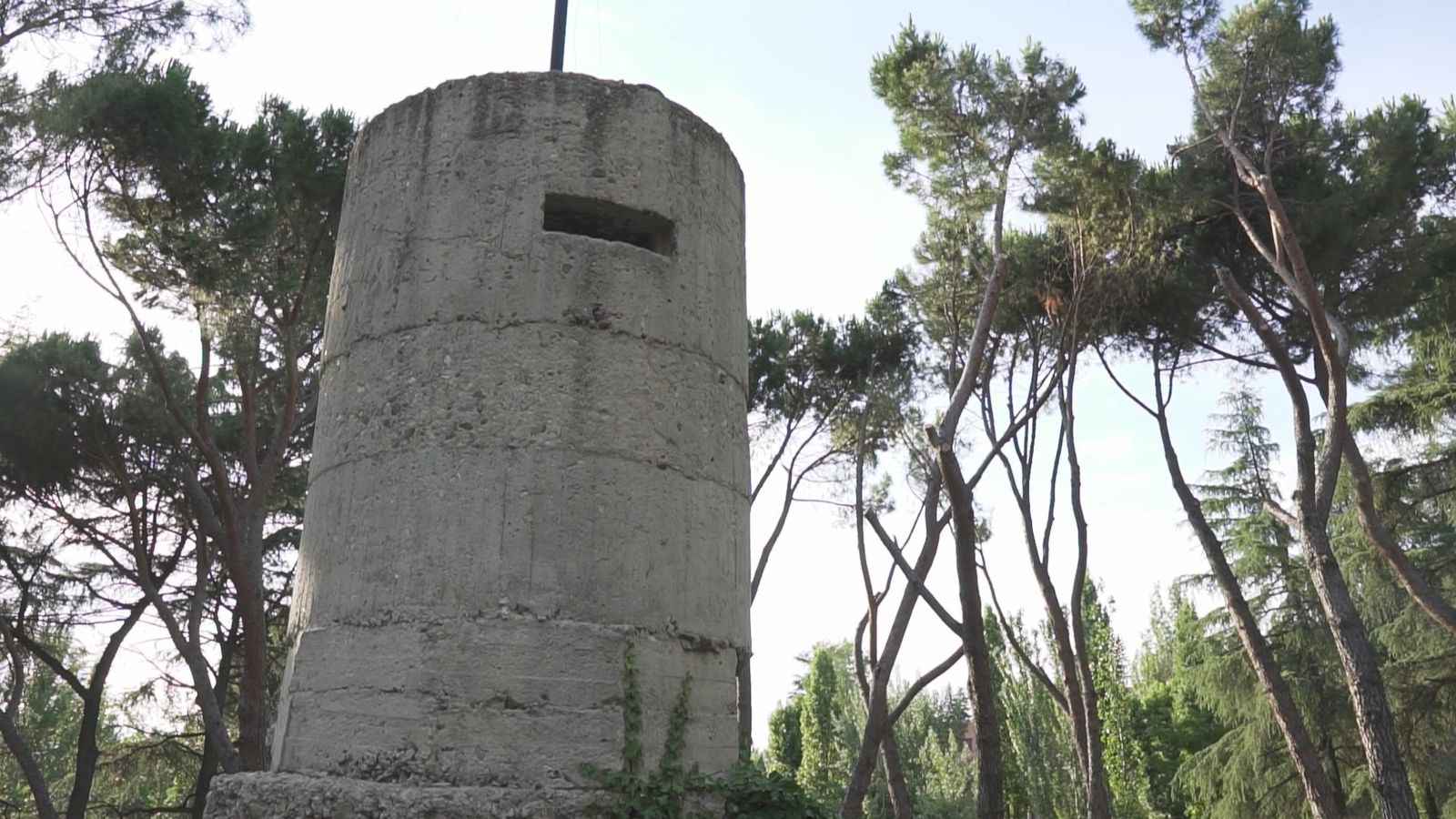 Tres búnkers de la Guerra Civil en el Parque del Oeste