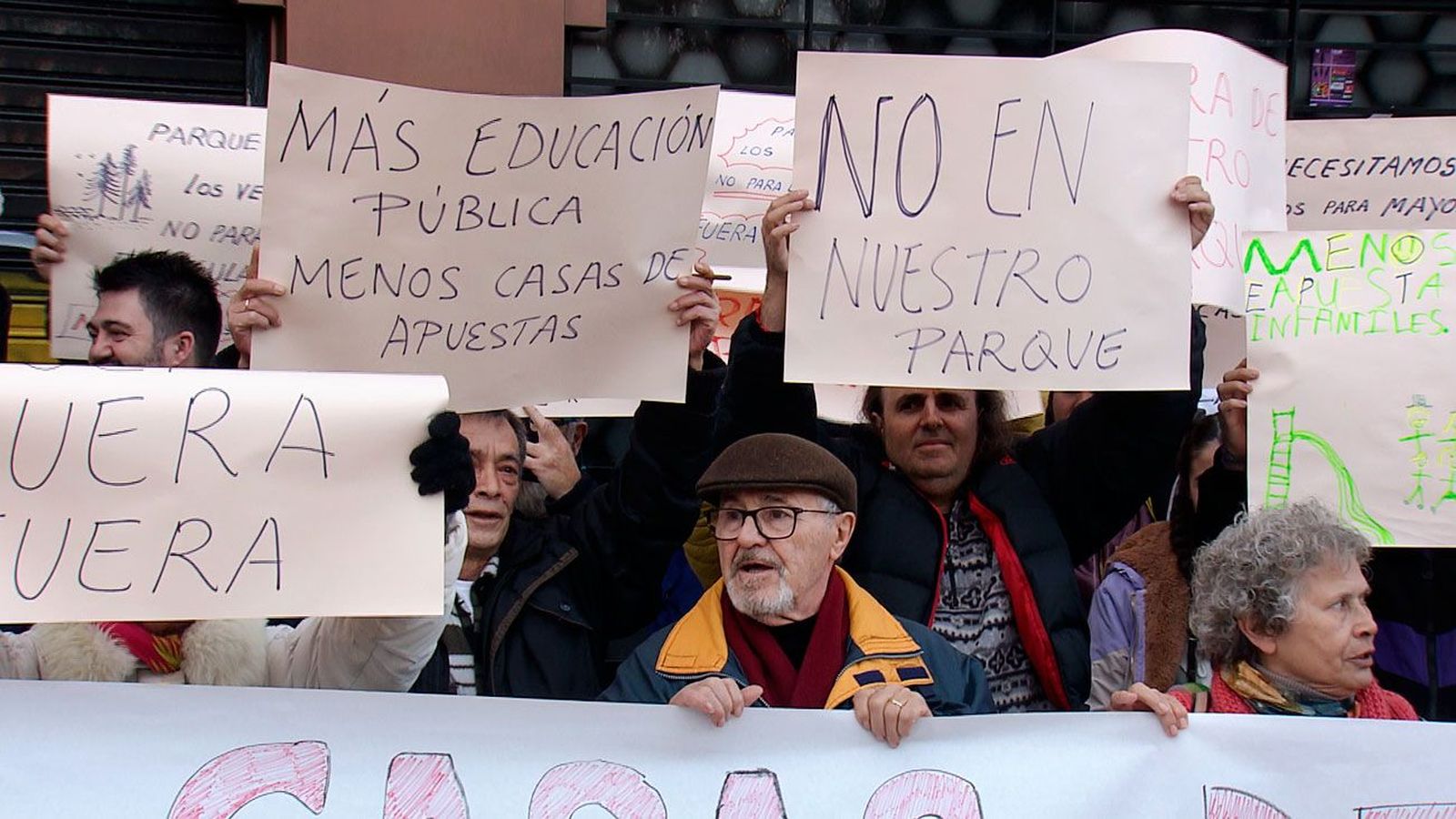 Aluche le declara la guerra a las casas de apuestas