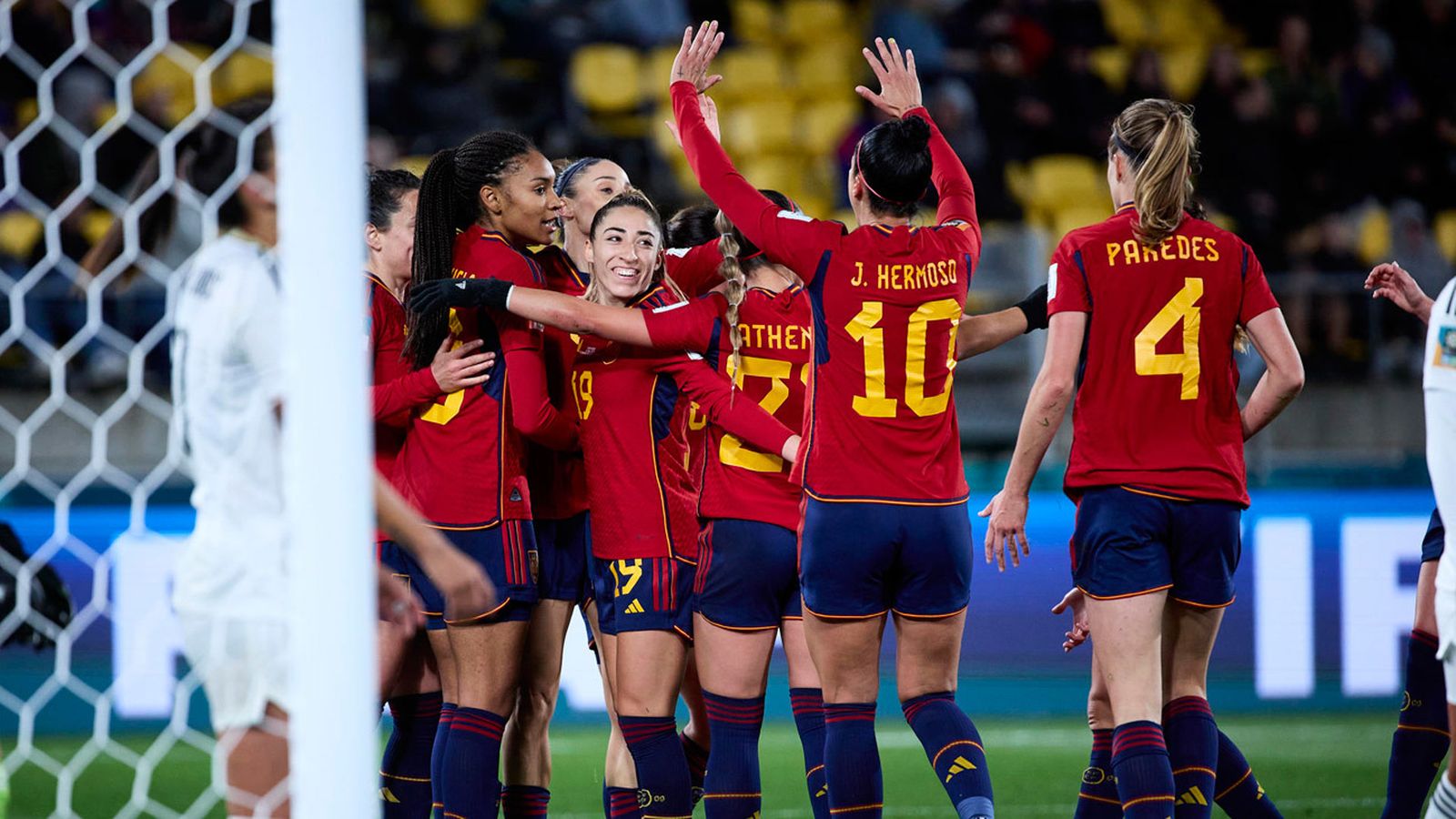 Jugadoras de la selección española de fútbol celebran durante el primer partido de la fase de grupos del Mundial de Australia y Nueva Zelanda, que afrontó contra Costa Rica
