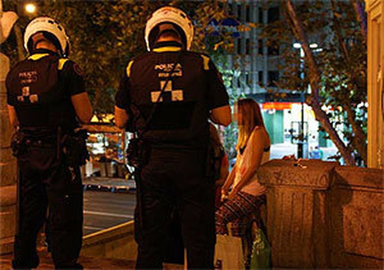 La Policía Municipal impone 530 denuncias por consumo de alcohol en la vía pública