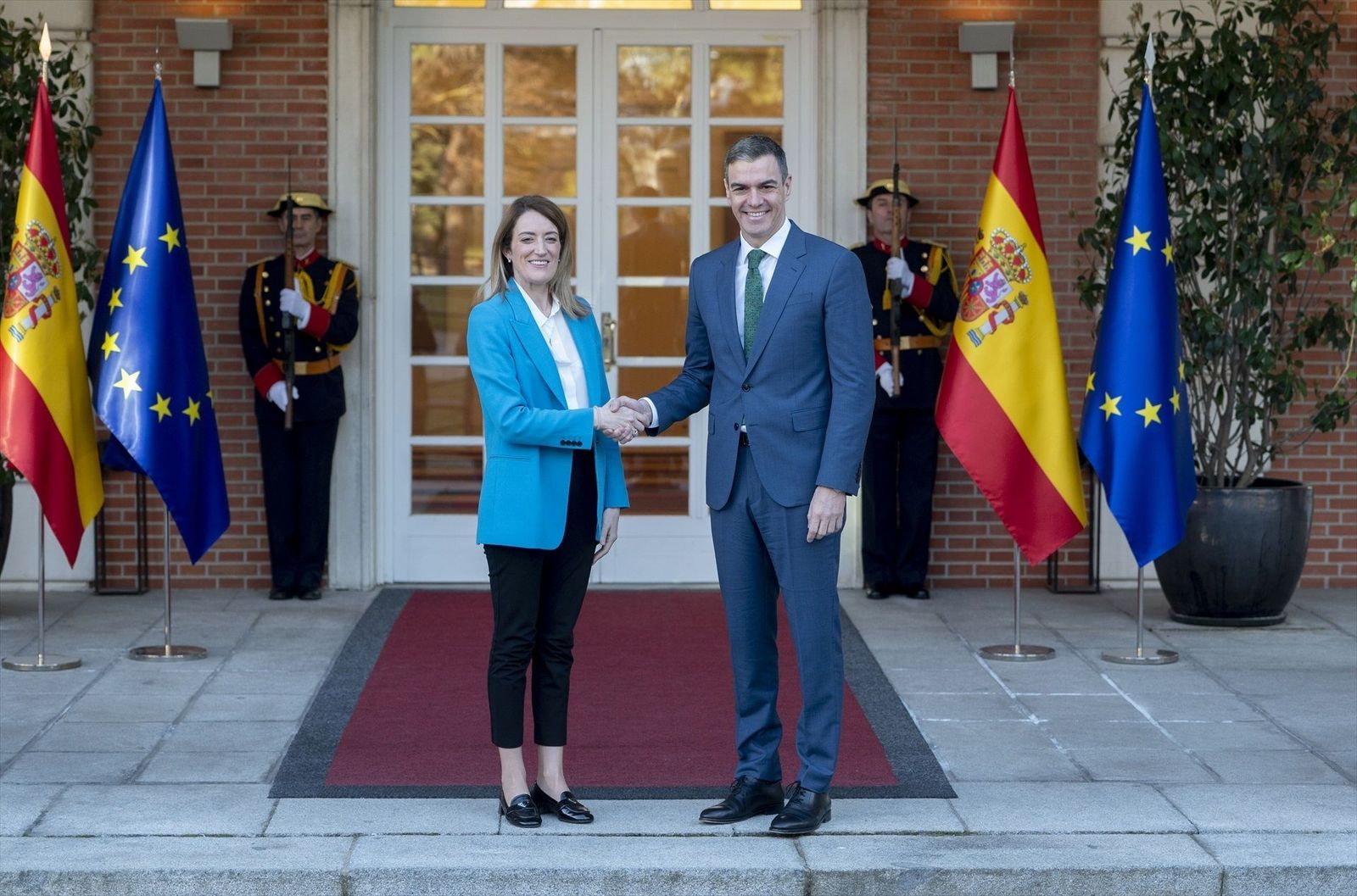 Sánchez y Metsola coinciden en impulsar la participación en las elecciones europeas