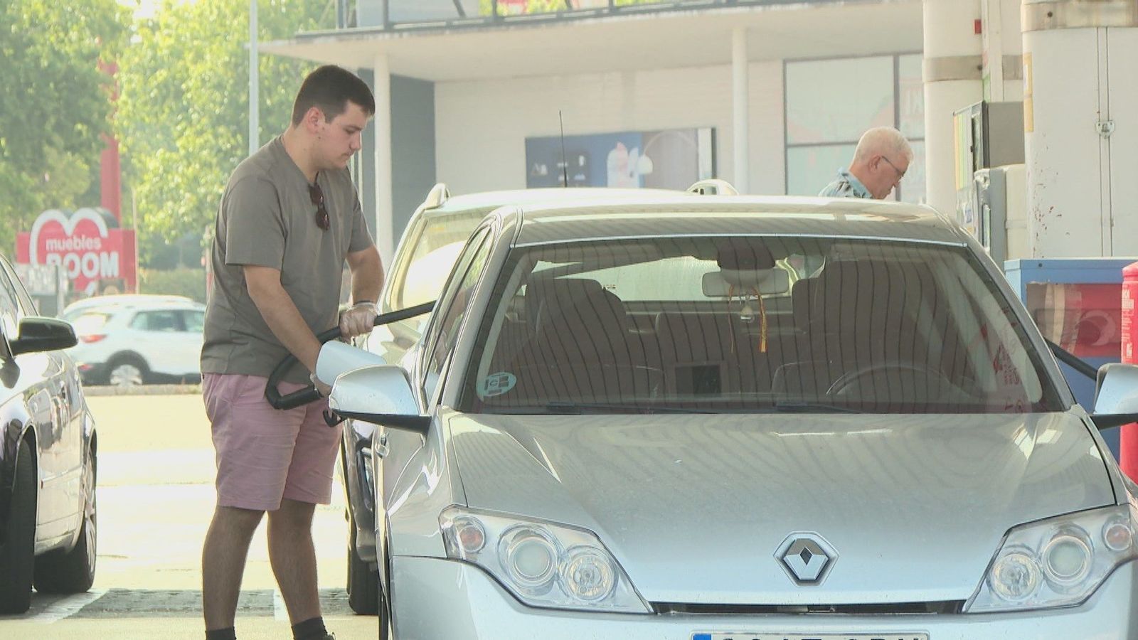 El precio del carburante sube otros seis céntimos por la eliminación del impuesto especial