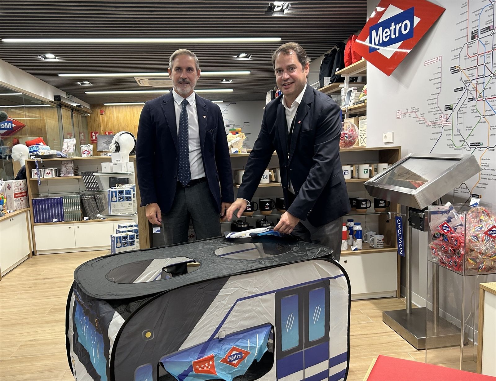 Tienda de Metro de Madrid en Ópera
