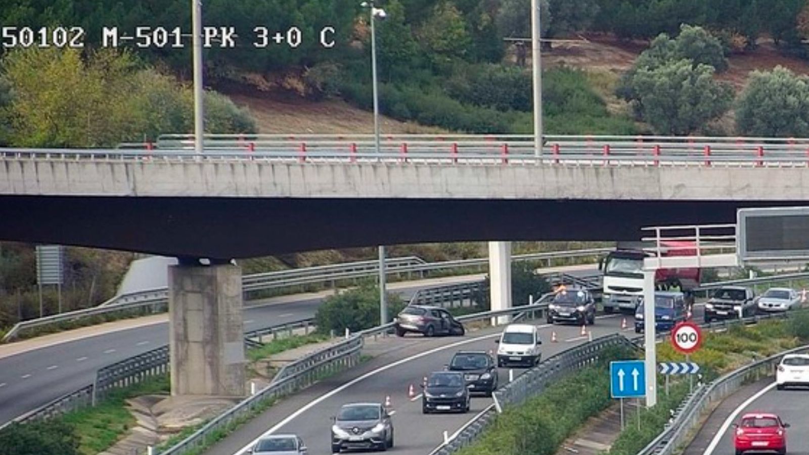 Un accidente de tráfico en la M-501, a la altura de Boadilla, provoca importantes retenciones
