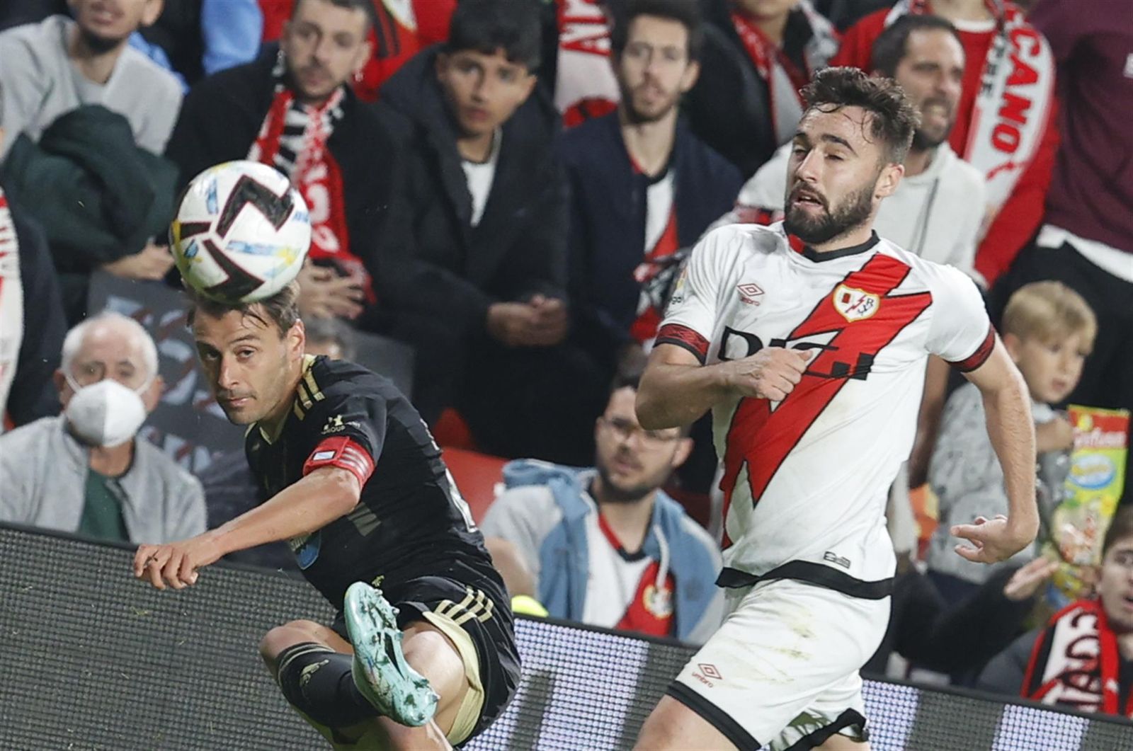 Unai López ante el Celta