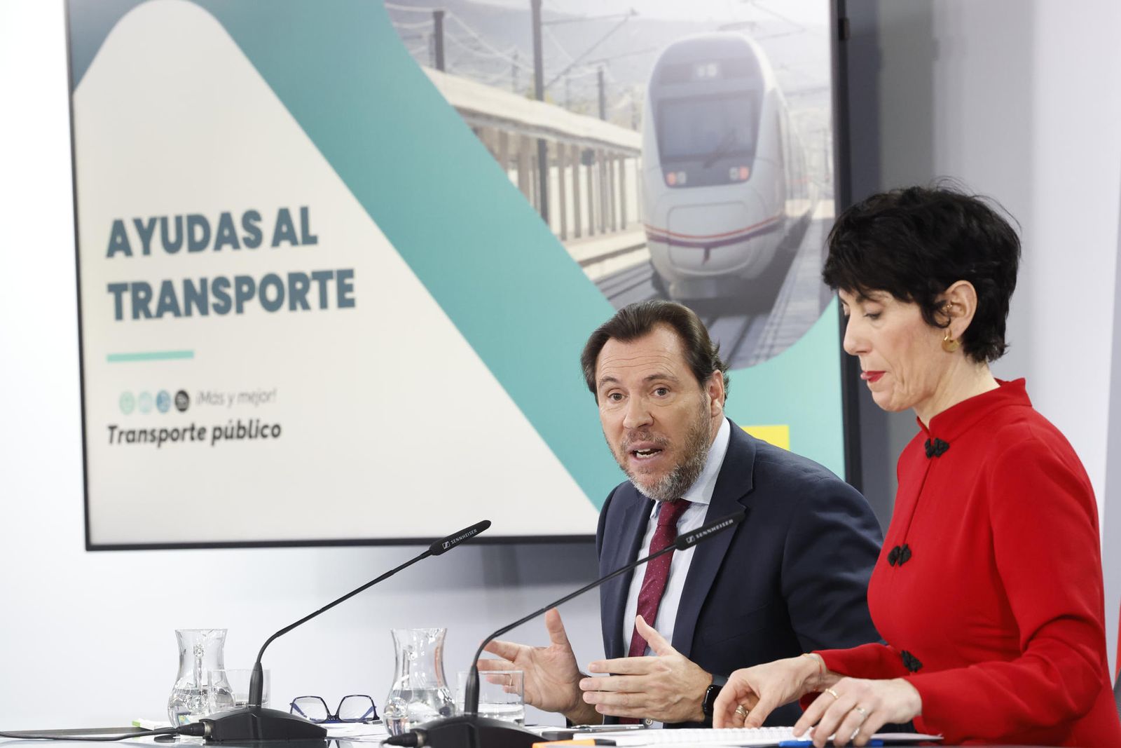 Óscar Puente y Elma Saiz