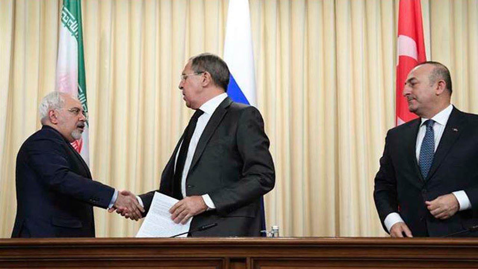 Rusia, Turquía e Irán aprueban una declaración para relanzar el proceso de paz sirio