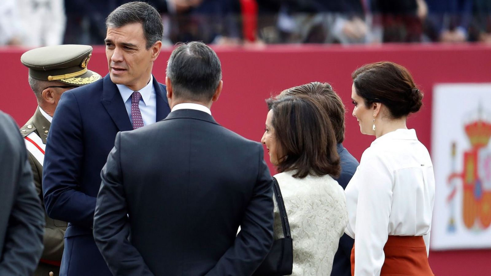 Pitos a Sánchez durante un desfile marcado por el 10N