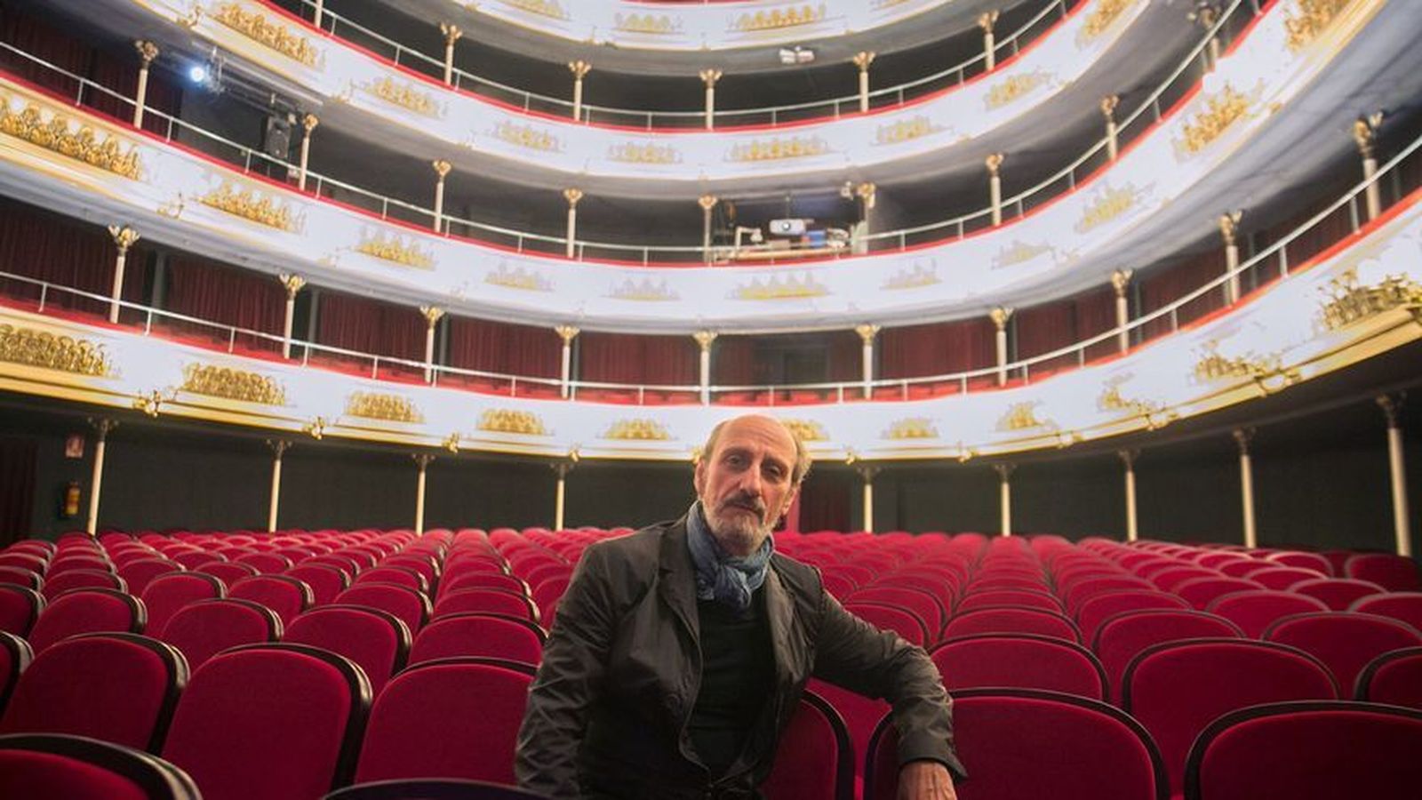 José Luis Gil, un desdichado rey homosexual en 'Eduardo II, Ojos de Niebla'