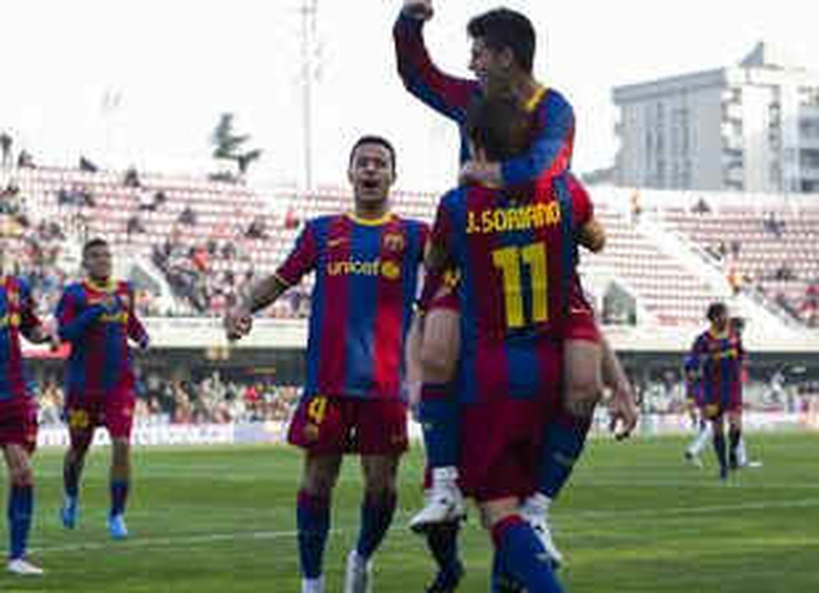 Triunfo del filial blaugrana en la despedida de la temporada en el Teresa Rivero