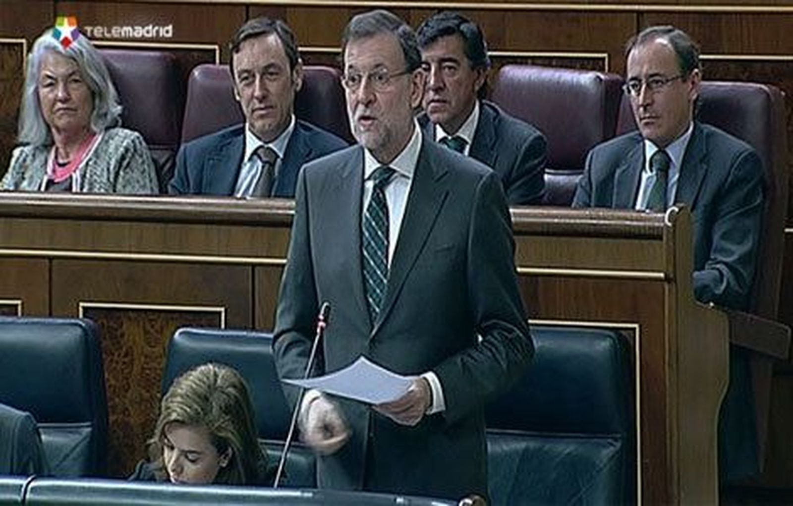 Rajoy recrimina a Amaiur que no pida la disolución de ETA, ni condene su historial criminal