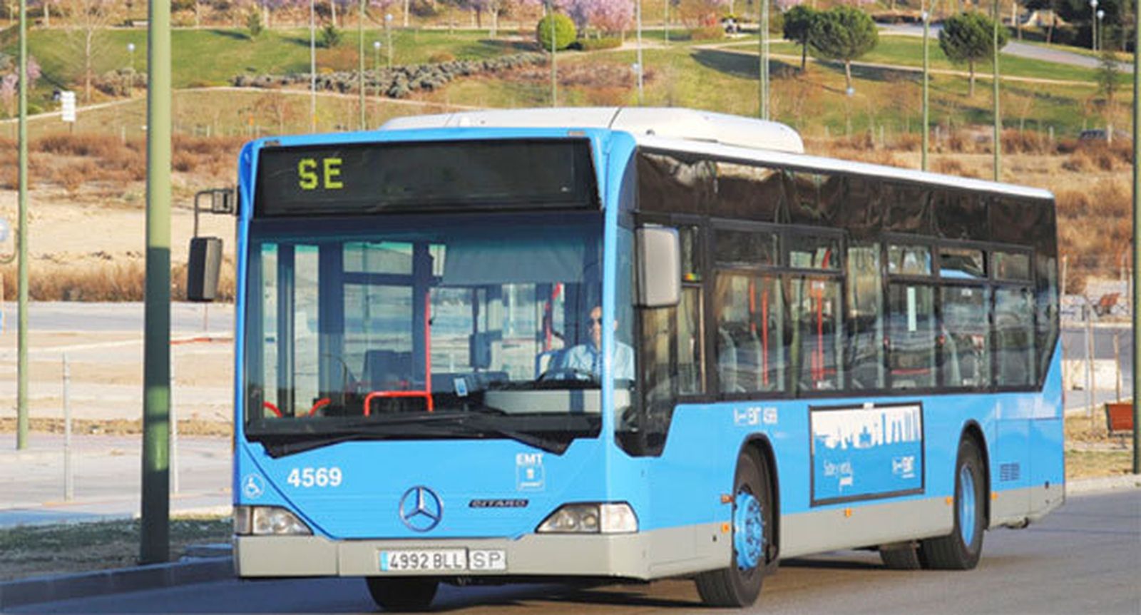 El bus que une los barrios de Lucero y Batán será gratuito a partir del día 10 durante las obras de la A-5
