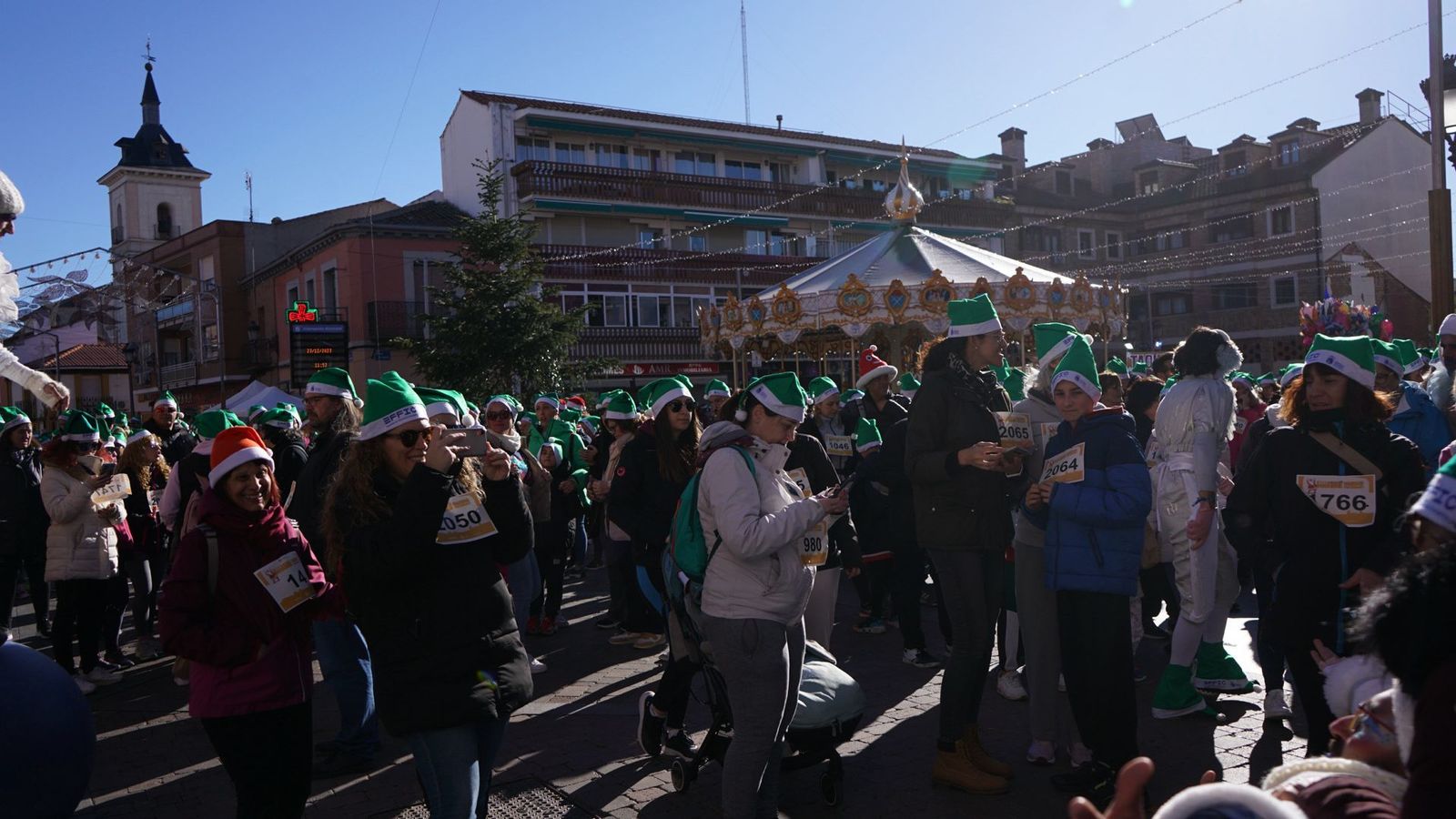 Participantes en una edición de la 'Marcha Quemapolvorones' de Fuenlabrada