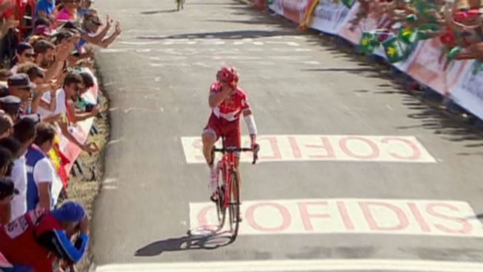 El ruso Lagutin gana en La Camperona, Nairo Quintana nuevo líder