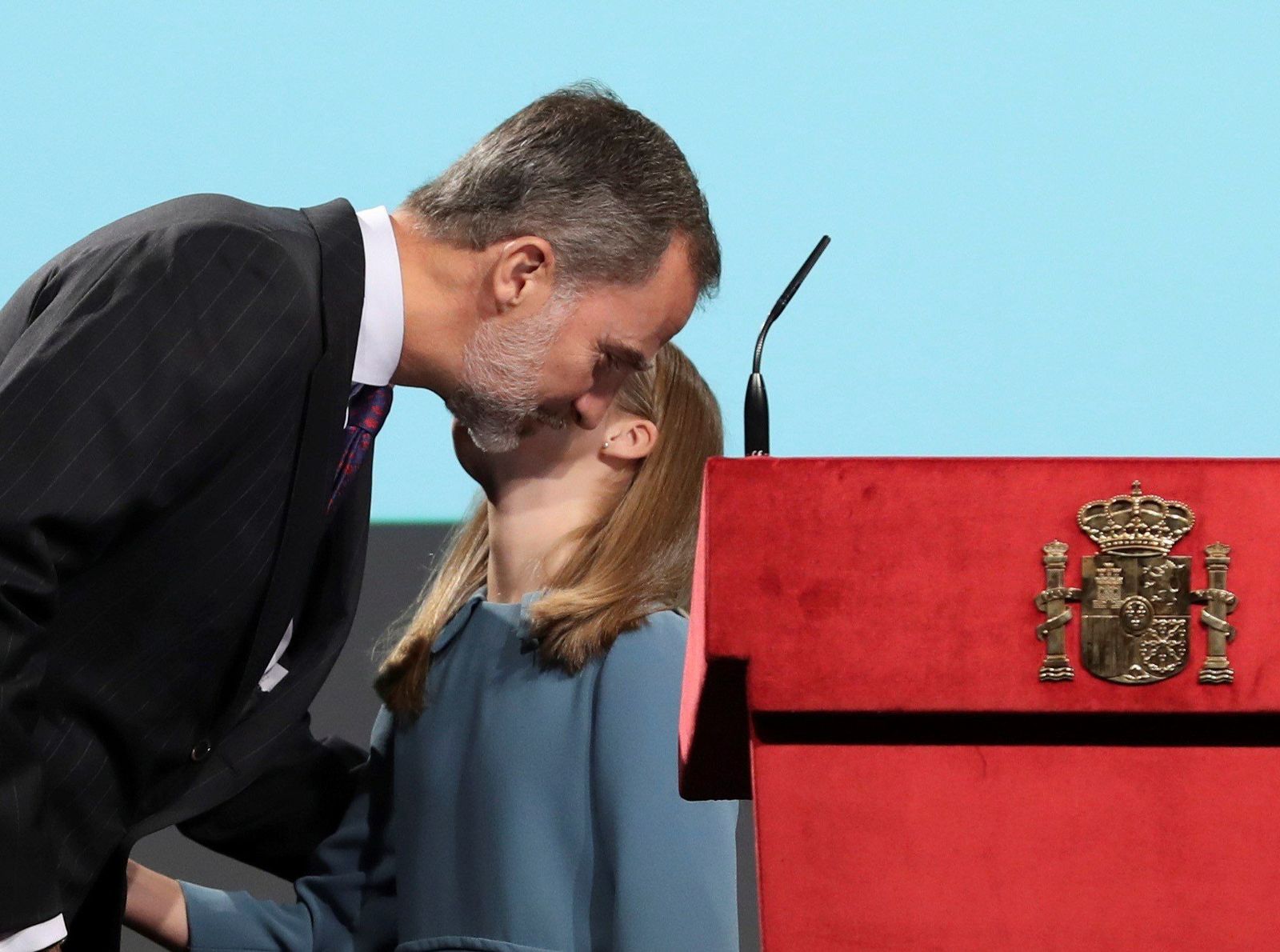 Leonor se estrena en un acto que reafirma la fidelidad de Corona a la Constitución
