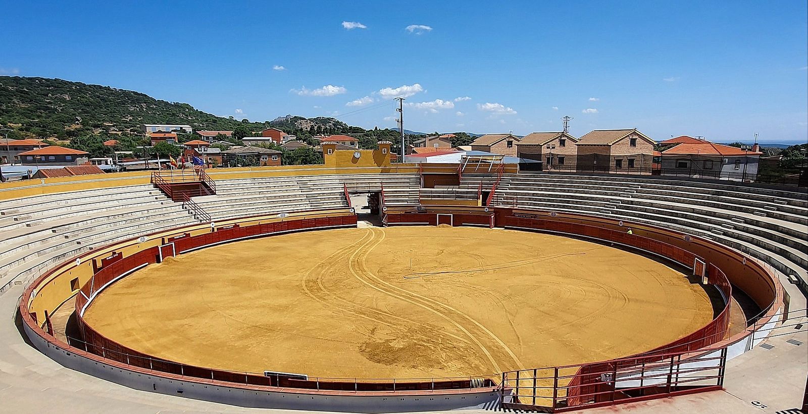 Plaza de toros de Cenicientos