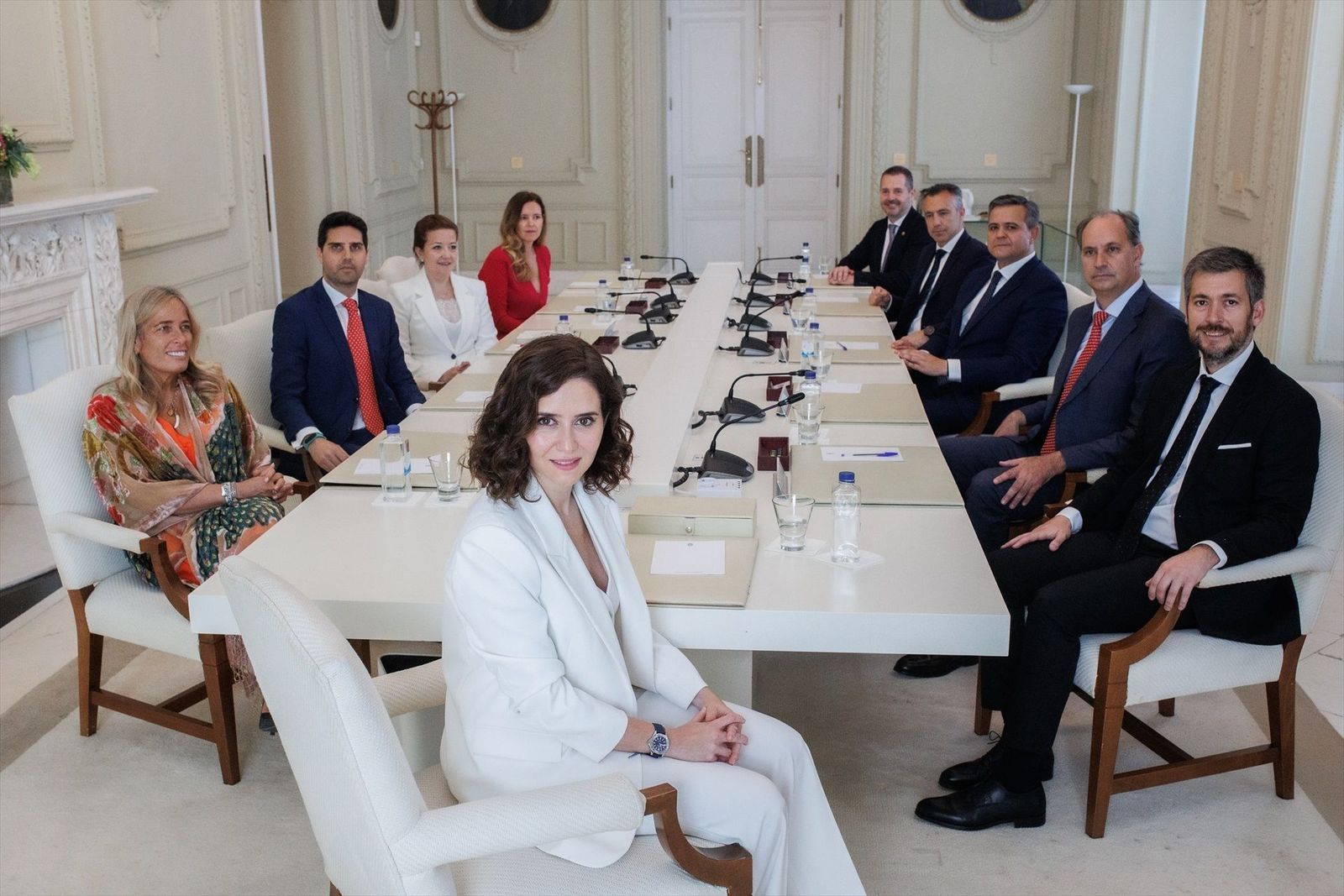 Ayuso reúne a sus consejeros en Manzanares El Real para preparar las acciones de su Gobierno en 2024