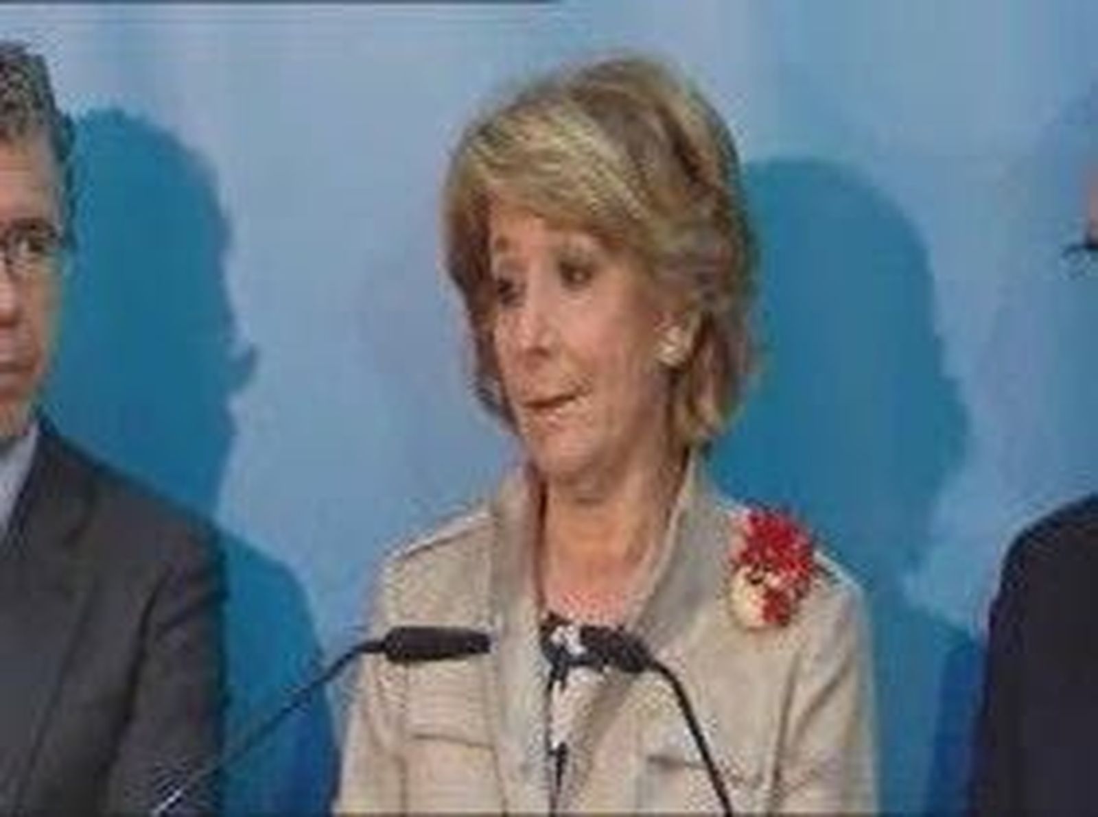Aguirre califica de "nuevo desprecio a los madrileños" la ausencia de ministros el 2 de mayo