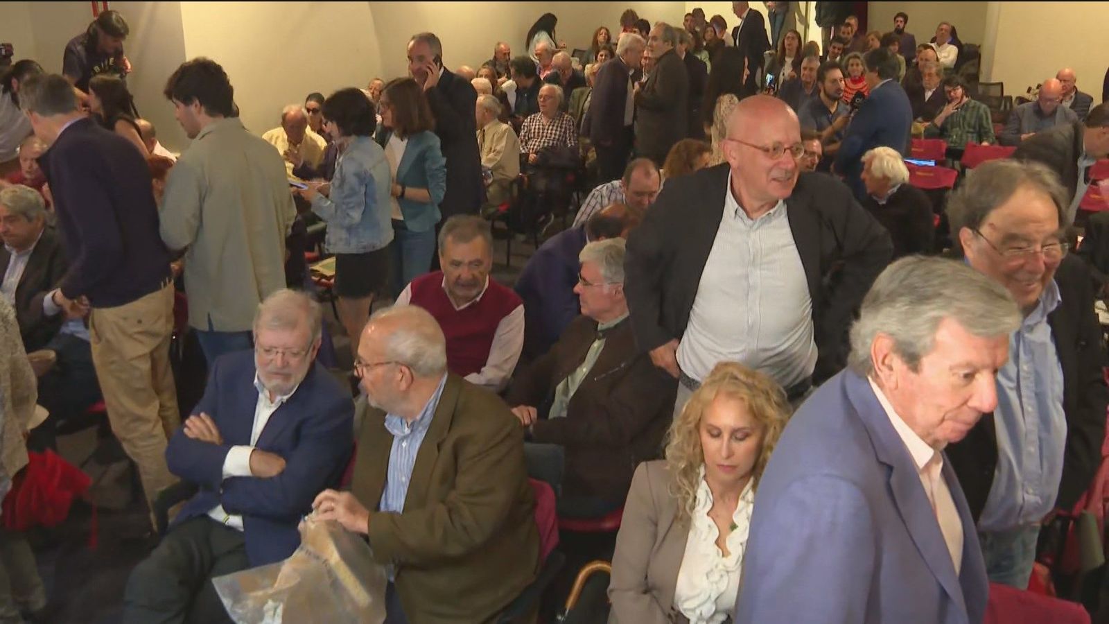 Los viejos socialistas señalan a Pedro Sánchez como responsable de la debacle del PSOE