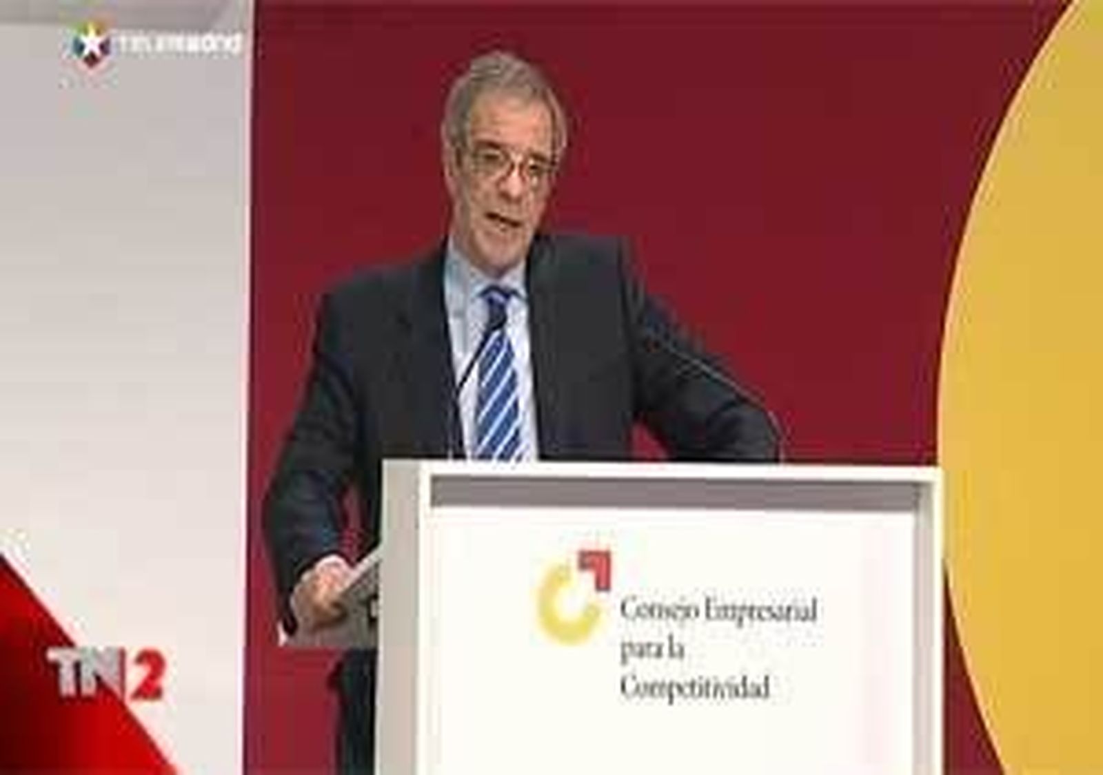 Las grandes empresas estiman que la crisis tocará fondo este año y crecerá un 0.5% en 2013