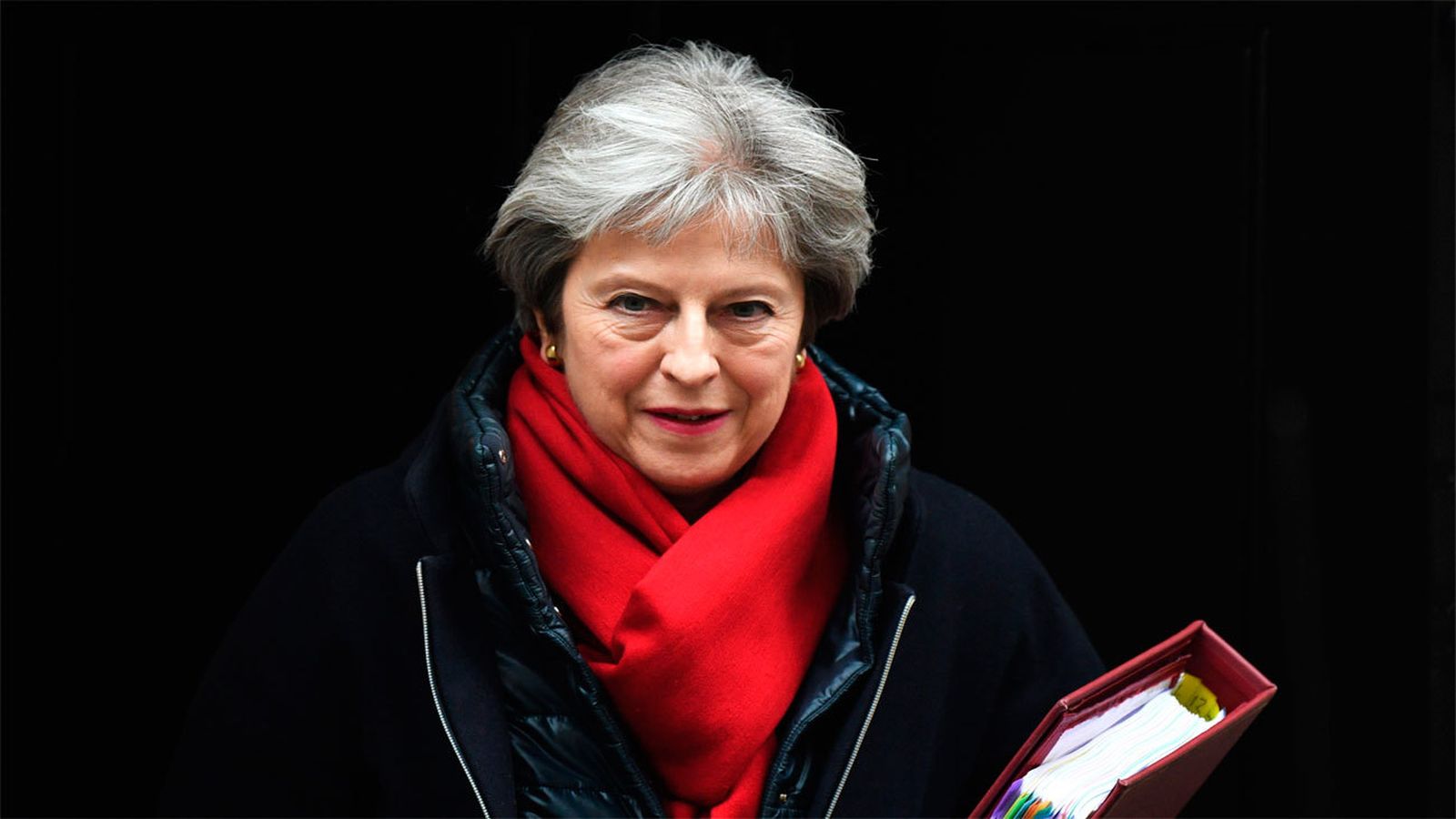 May ofrece su dimisón a cambio de que se apruebe su acuerdo de "brexit"